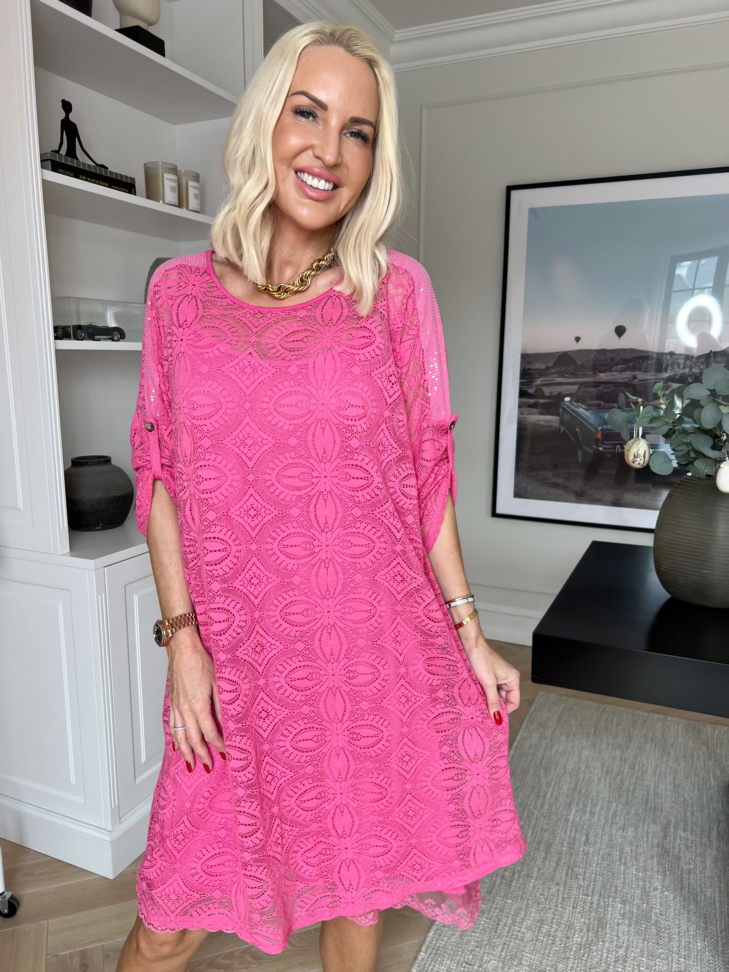 Arianna - Sød blondekjole i bomuld med blød underkjole