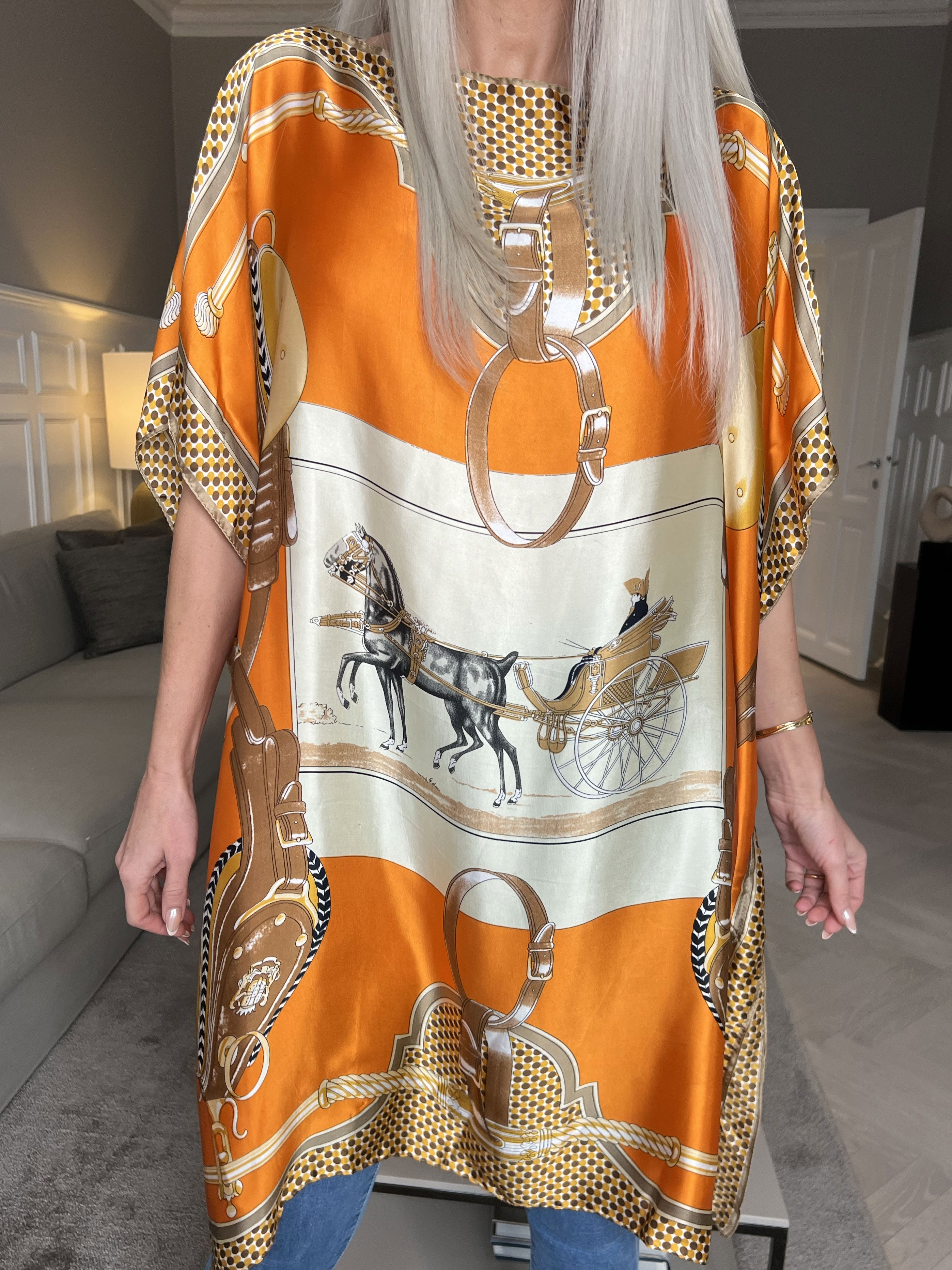 Emily - Let og luftig tunika i viskose og silke