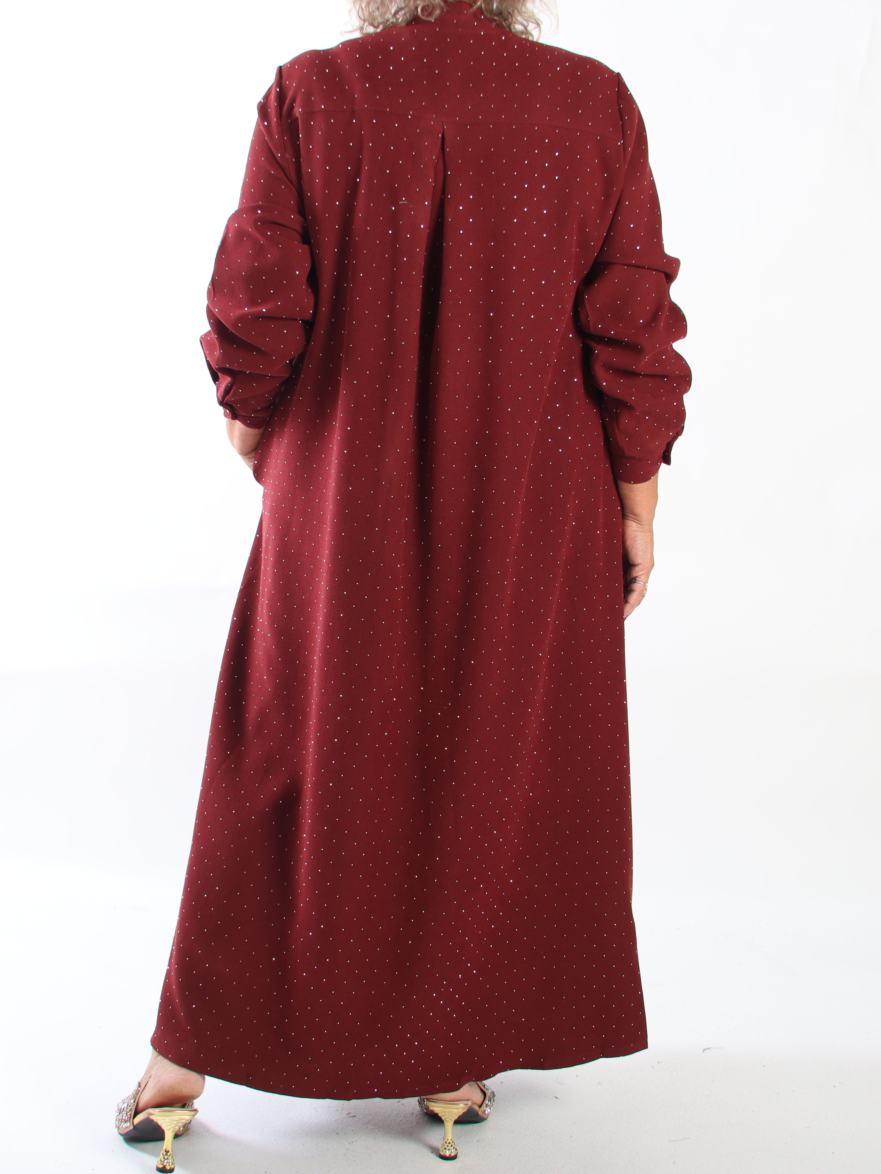 Margaux - Lang og elegant plus size kjole i blødt babyfløjl med fine, glitrende similisten