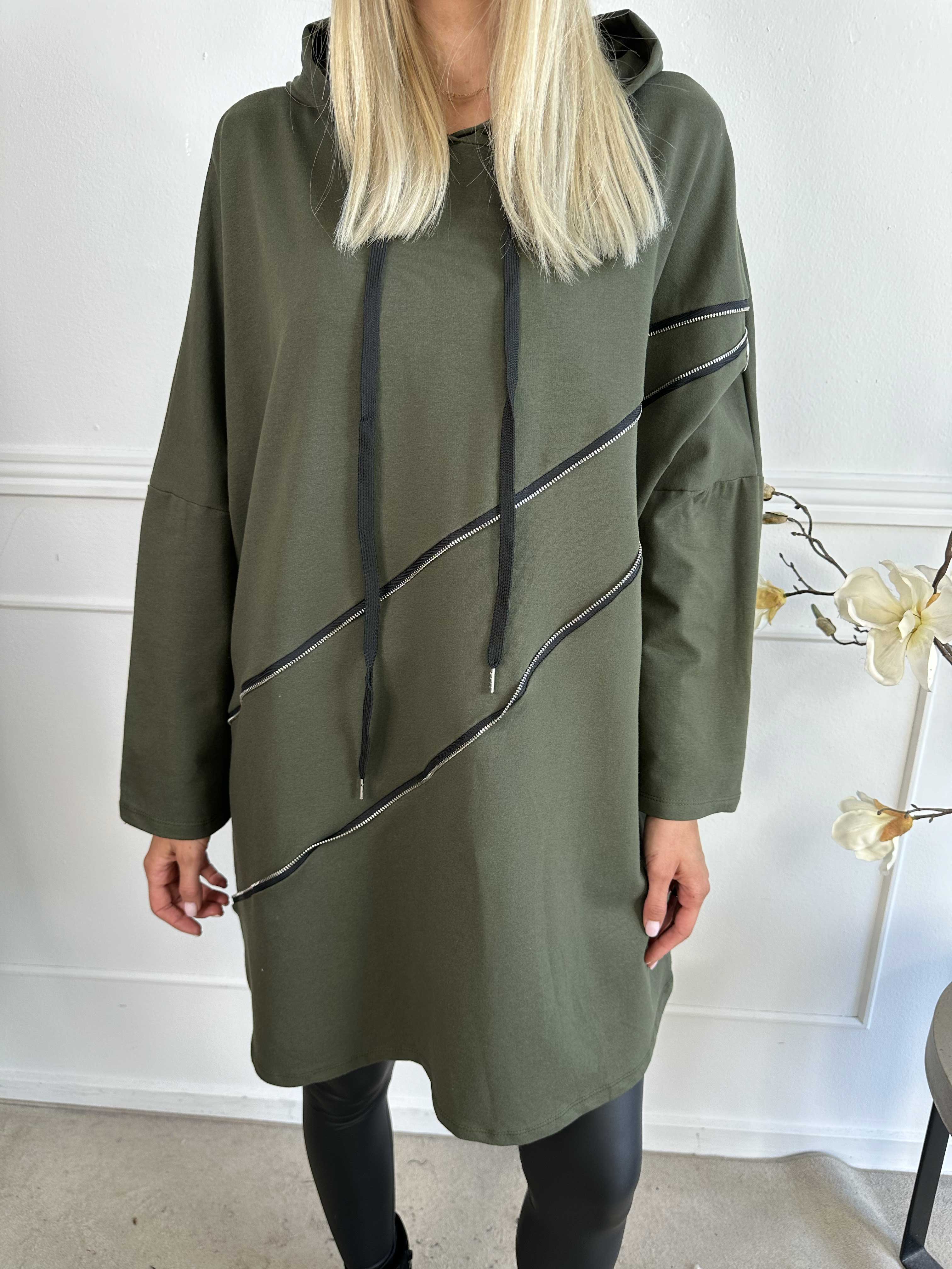 Merah - Hættetrøje med lynlåsdetalje