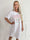 Meriam - En afslappet t-shirtkjole med et cool, amerikansk inspireret print