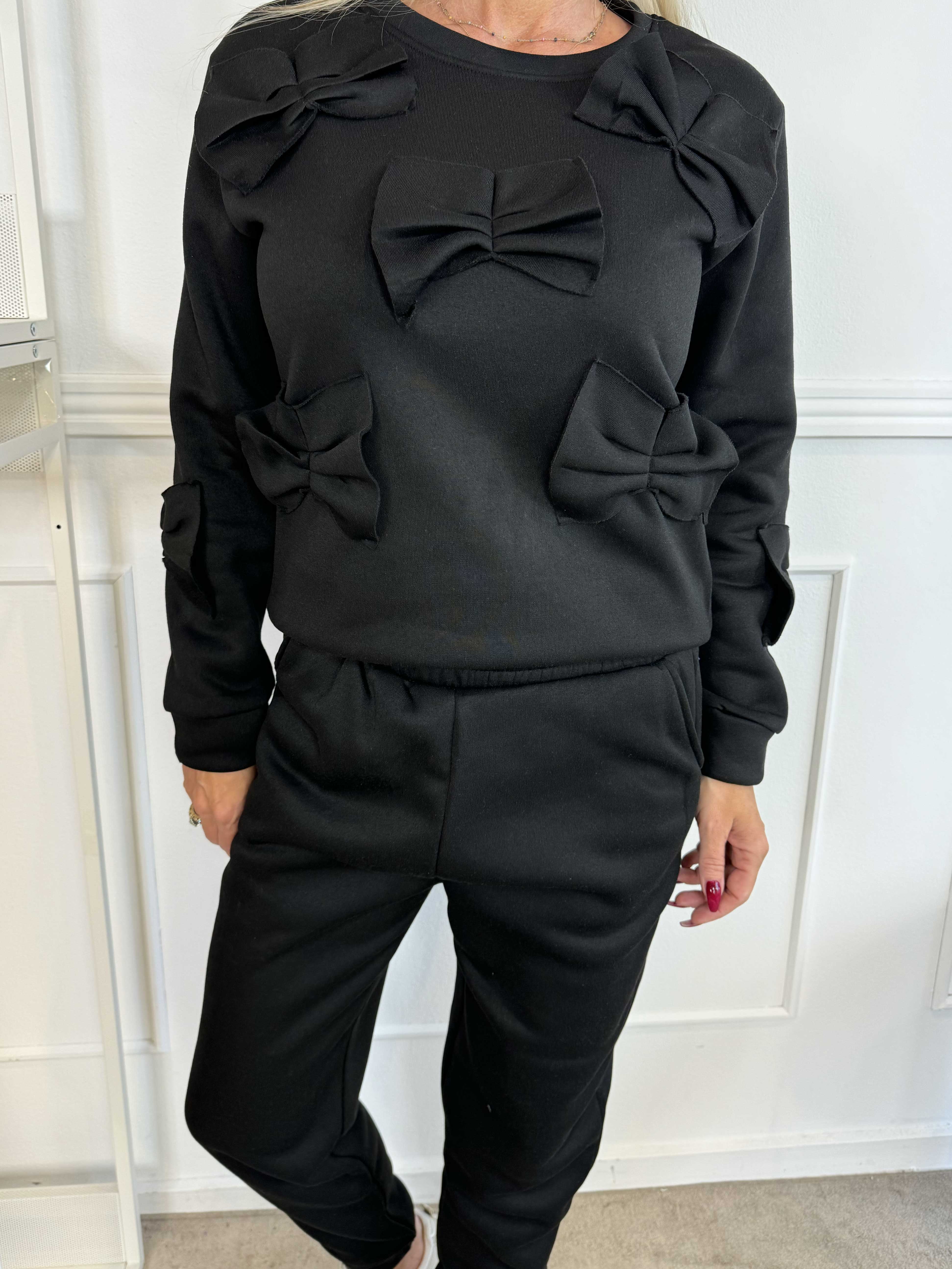 Yeva - Joggingsæt med små sløjfer