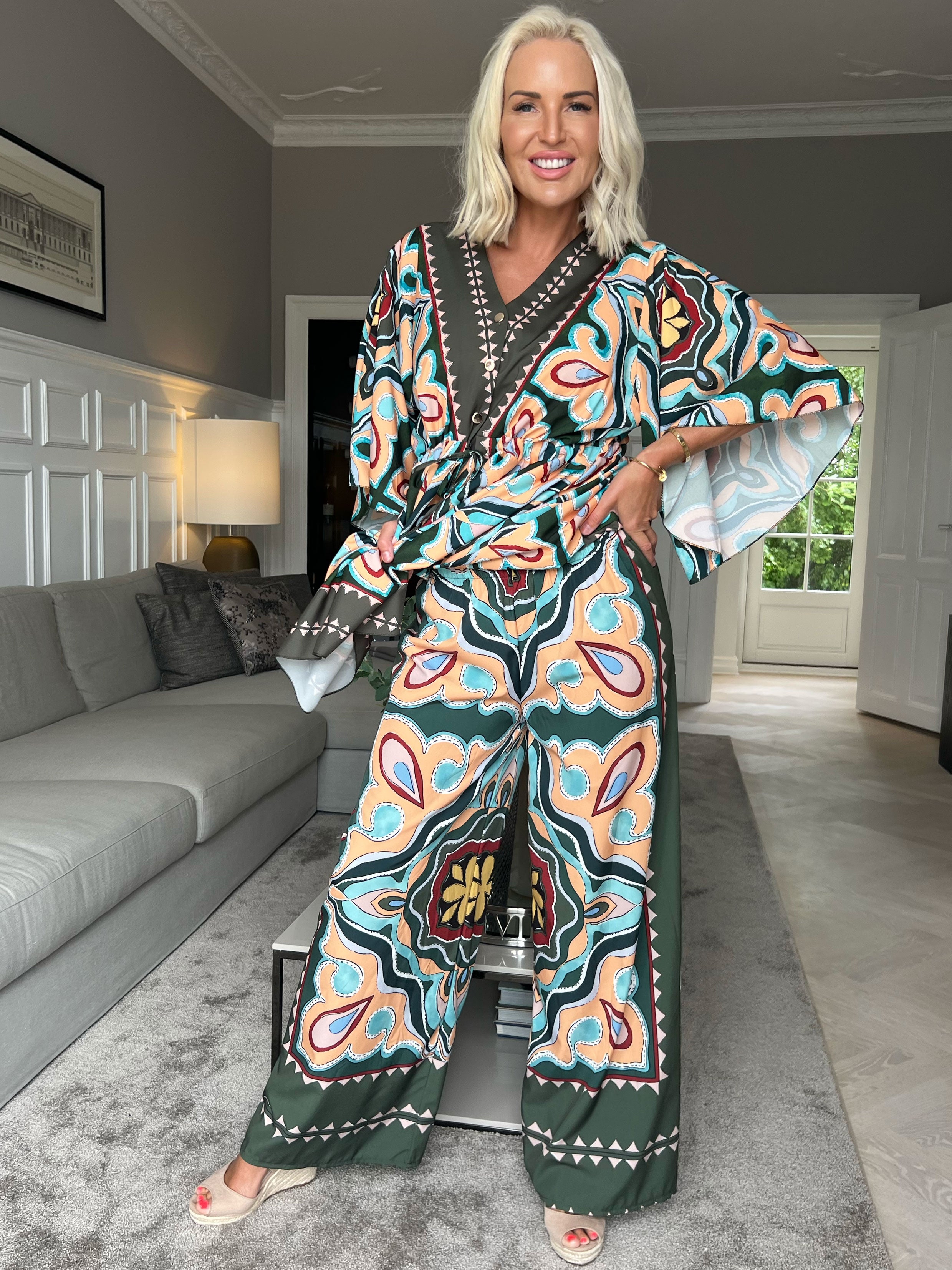 Yeva Pants - Mønstret og løse bukser i let stof