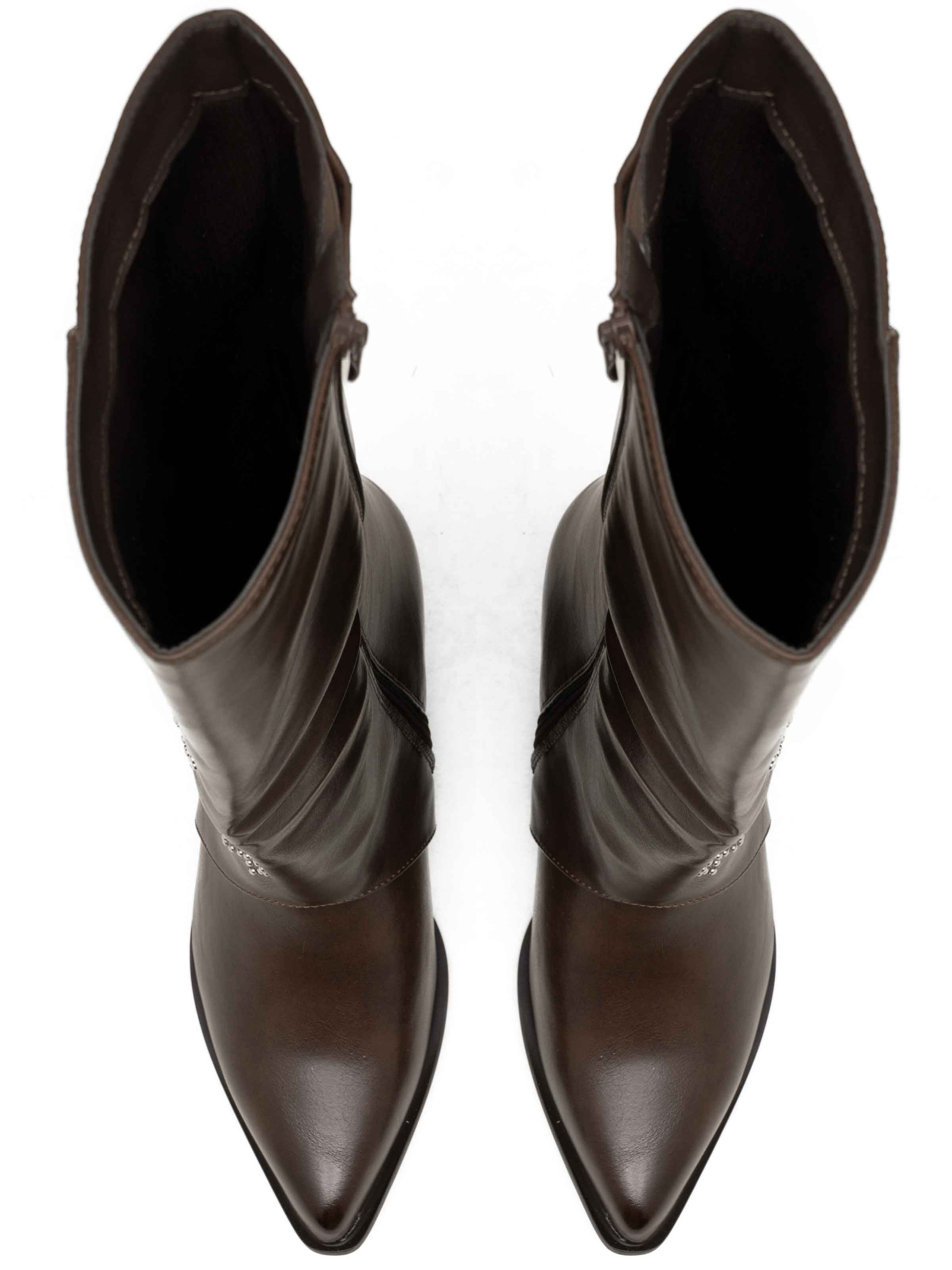 Shiri - Cowboystøvler med små runde nitter