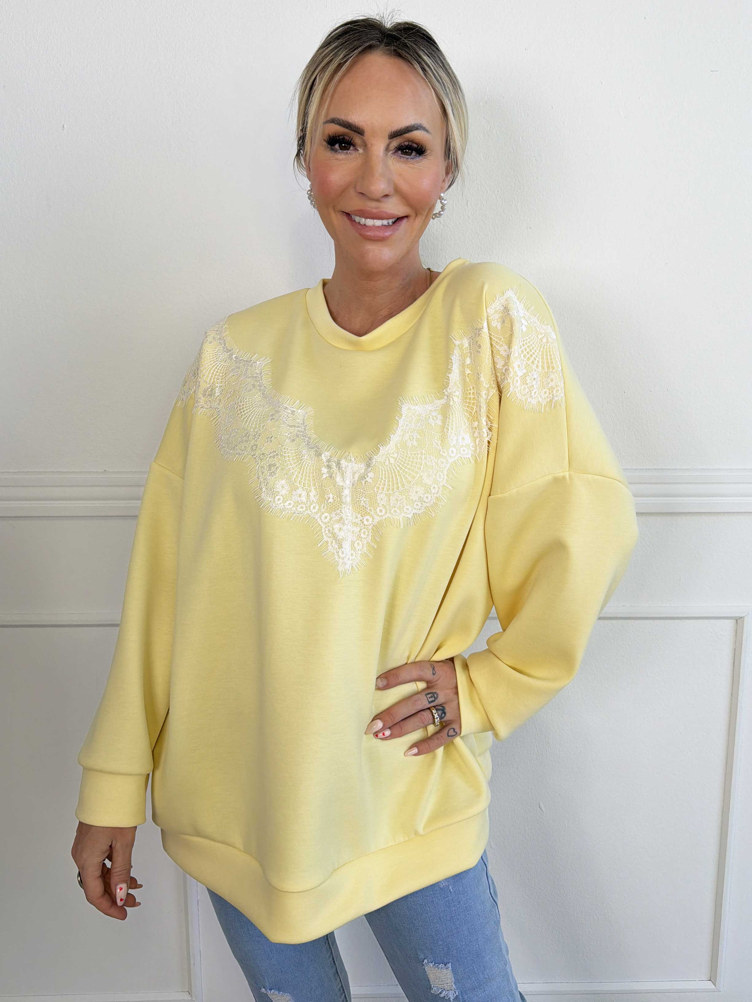 Abbelone - Joggingbluse i viskose med blonde henover brystet