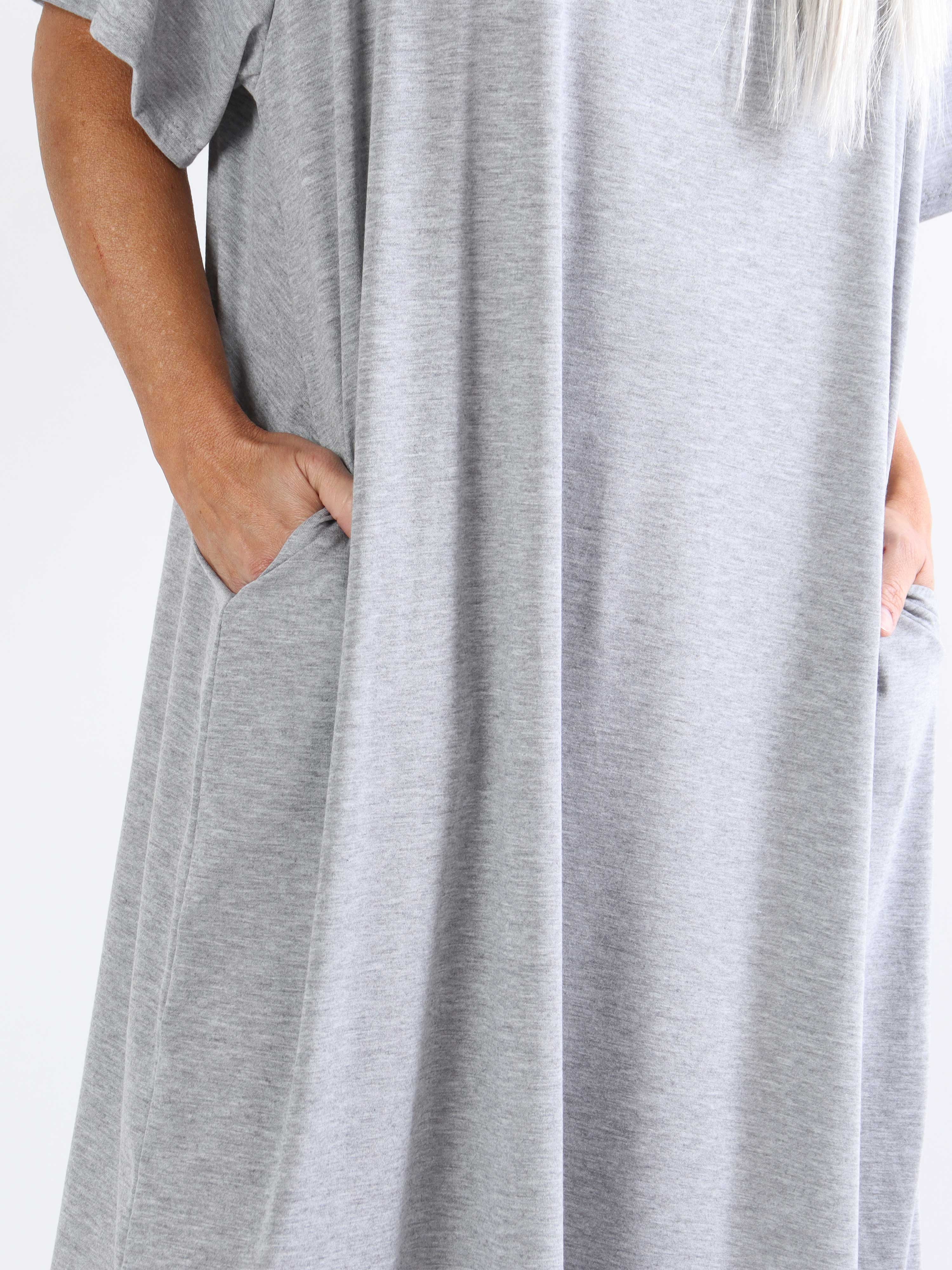 Abbie - Lang plus size t-shirtkjole i åndbart viskose stof