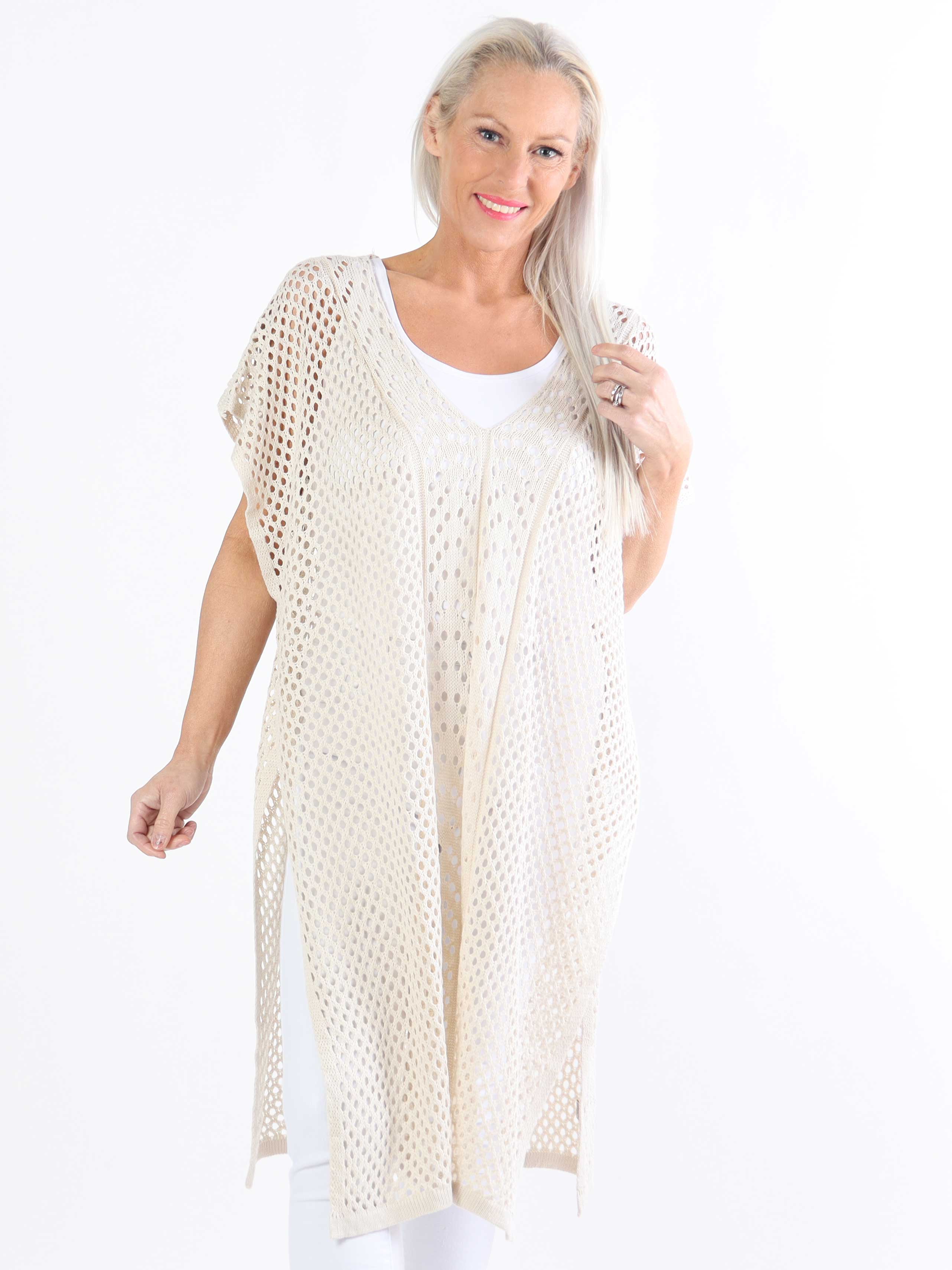 Angelle - Lang plus size tunika i strik med hulmønster