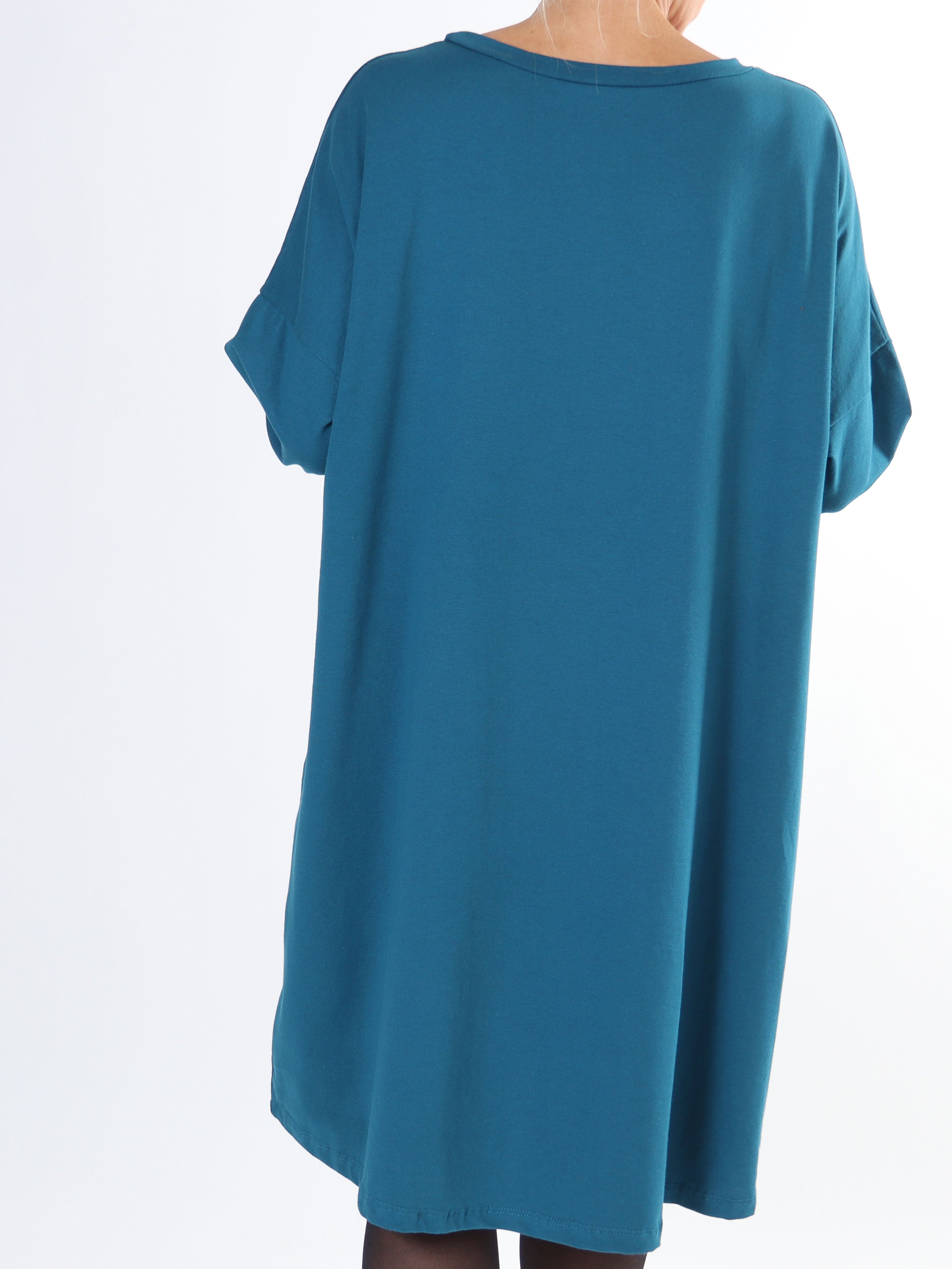 Ada - Plus size kjole i bomuld med tryk i similisten