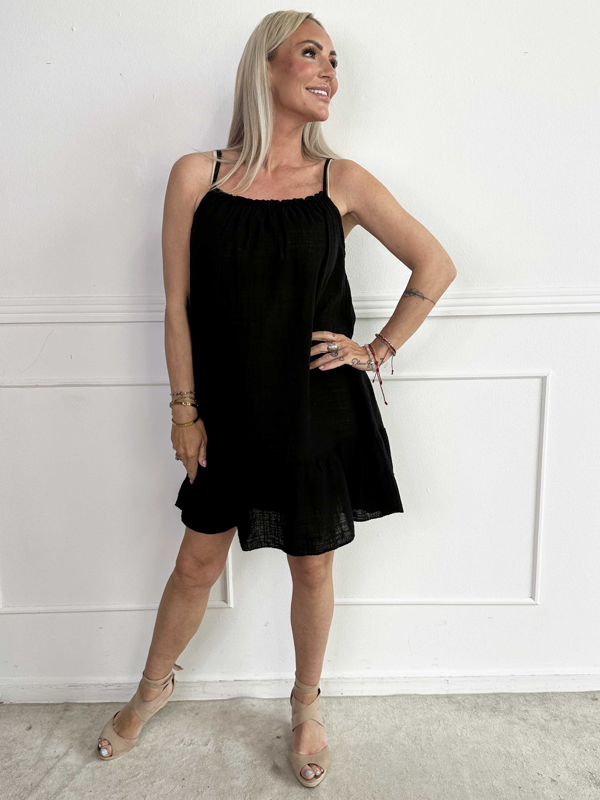 Aegle - Bomulds stropkjole i hørlignende stof med flæsekant