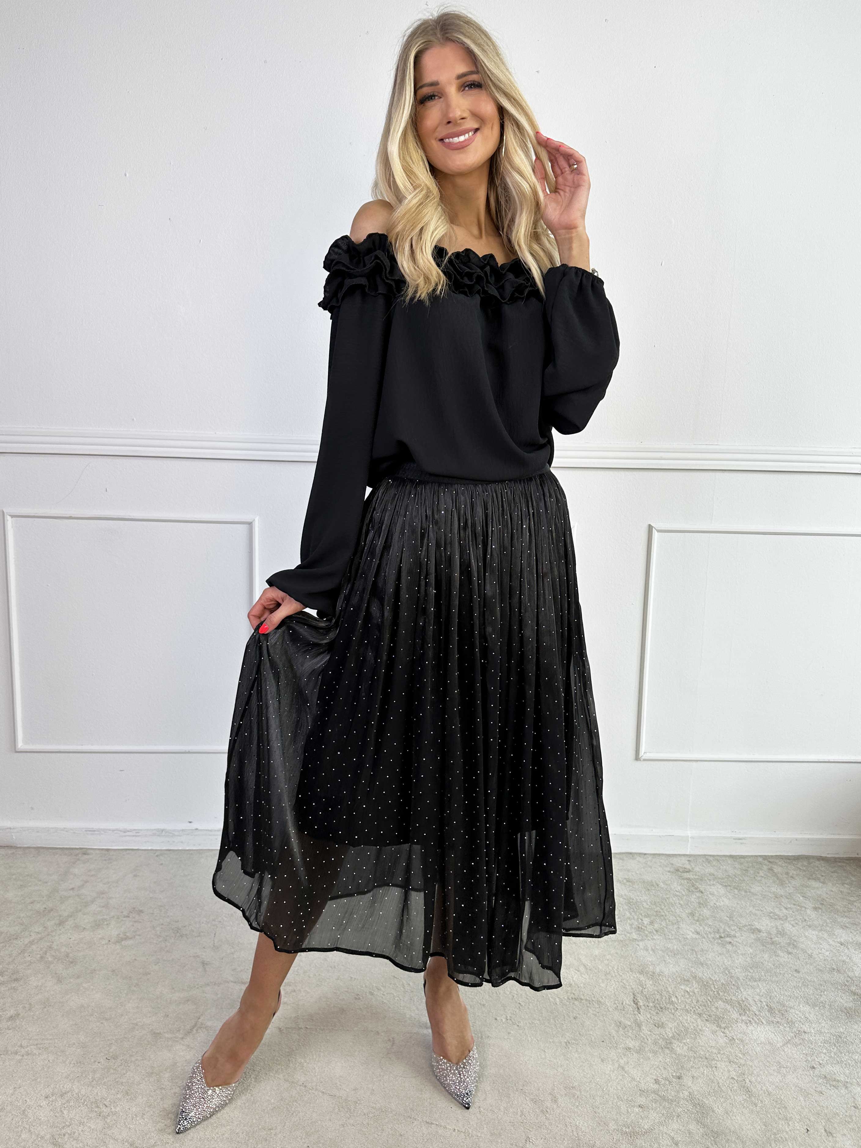 Afrodite - Feminin nederdel i shiny stof med similisten