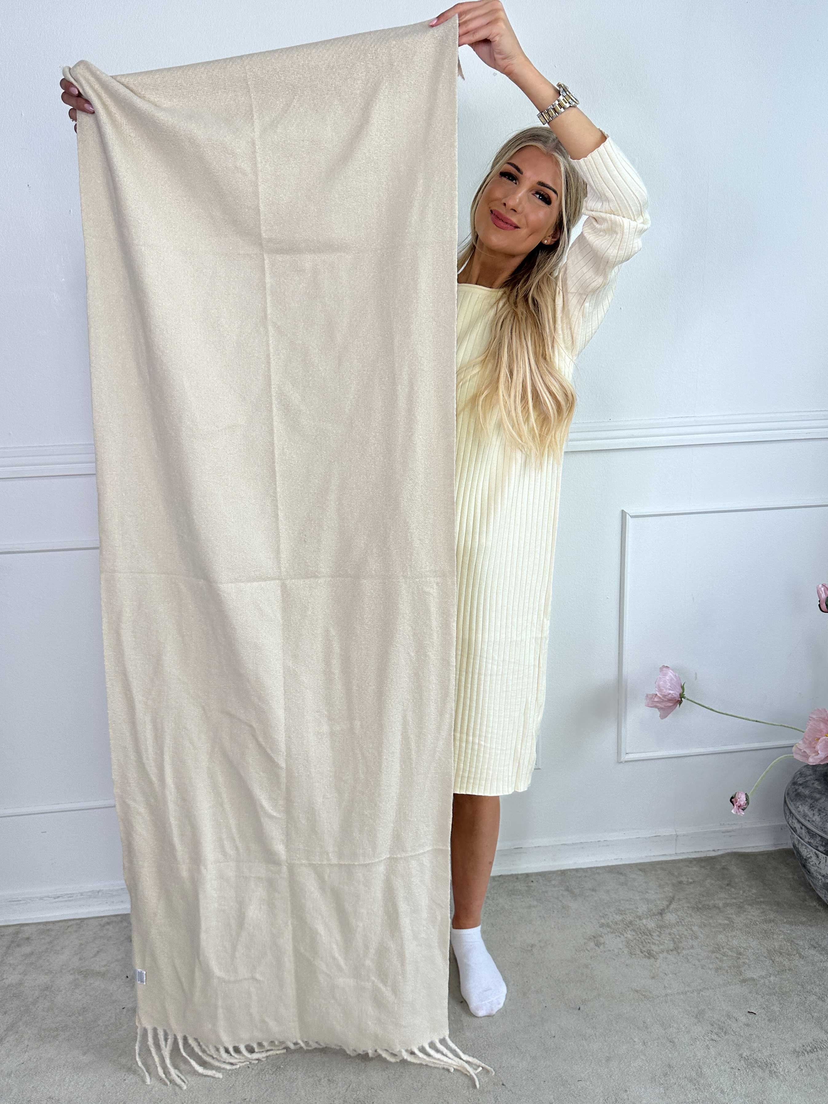 Ailany - Ensfarvet tørklæde i viskose og uld