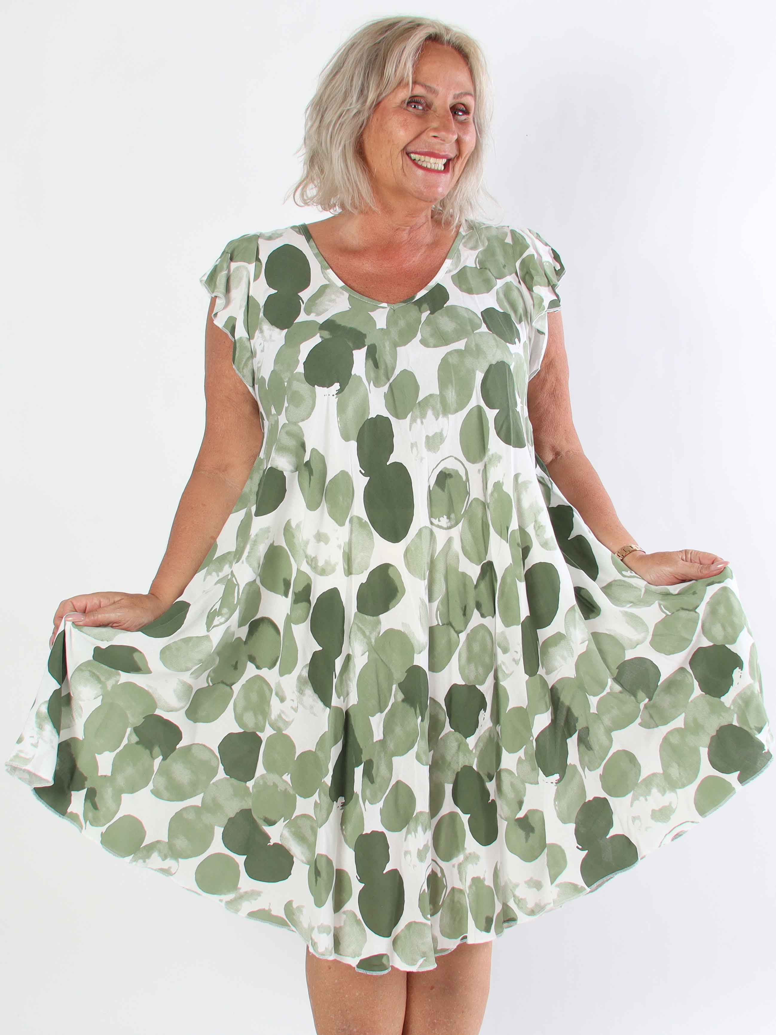 Akantha  - Mønstret plus size sommerkjole i let viskose