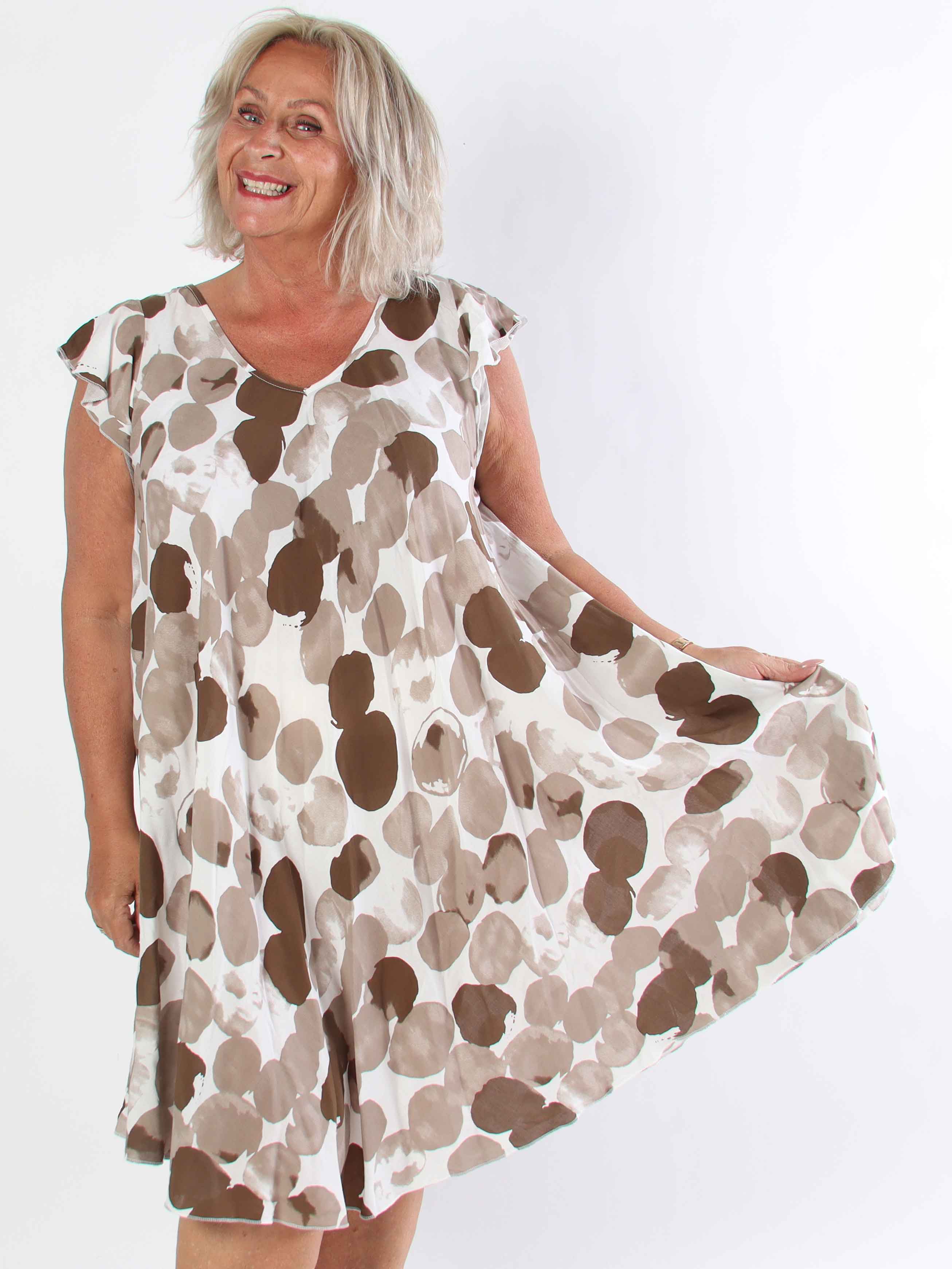 Akantha  - Mønstret plus size sommerkjole i let viskose