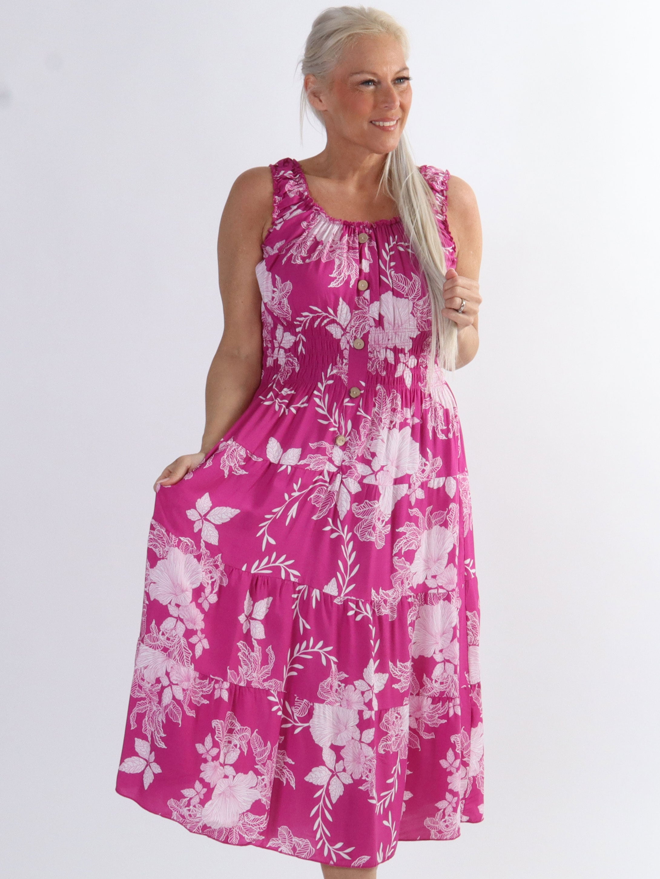 Alicia flower short - Lang plus size kjole med smock og blomsterprint