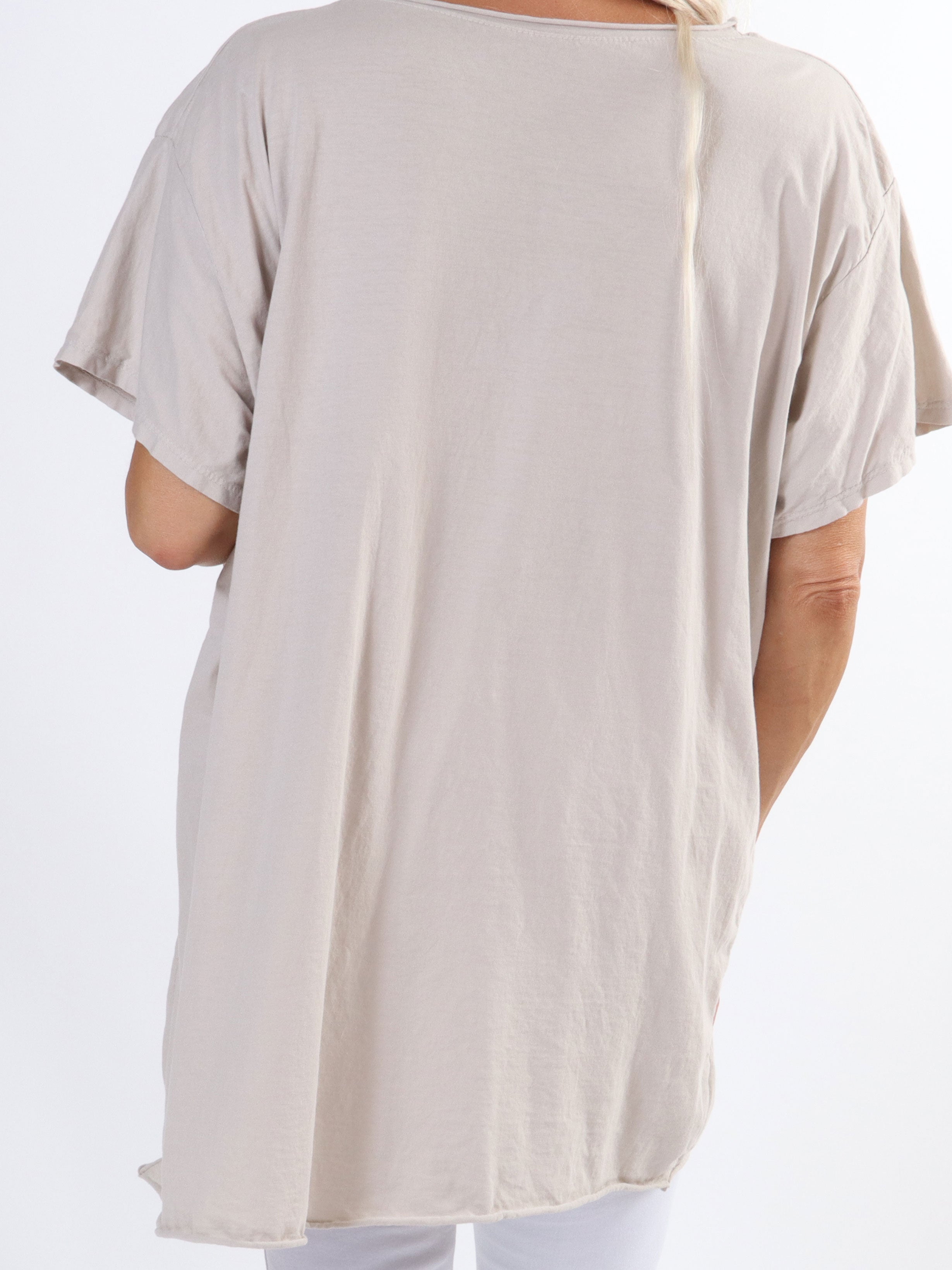 Alison - Plus size t-shirt i bomuld med v-udskæring