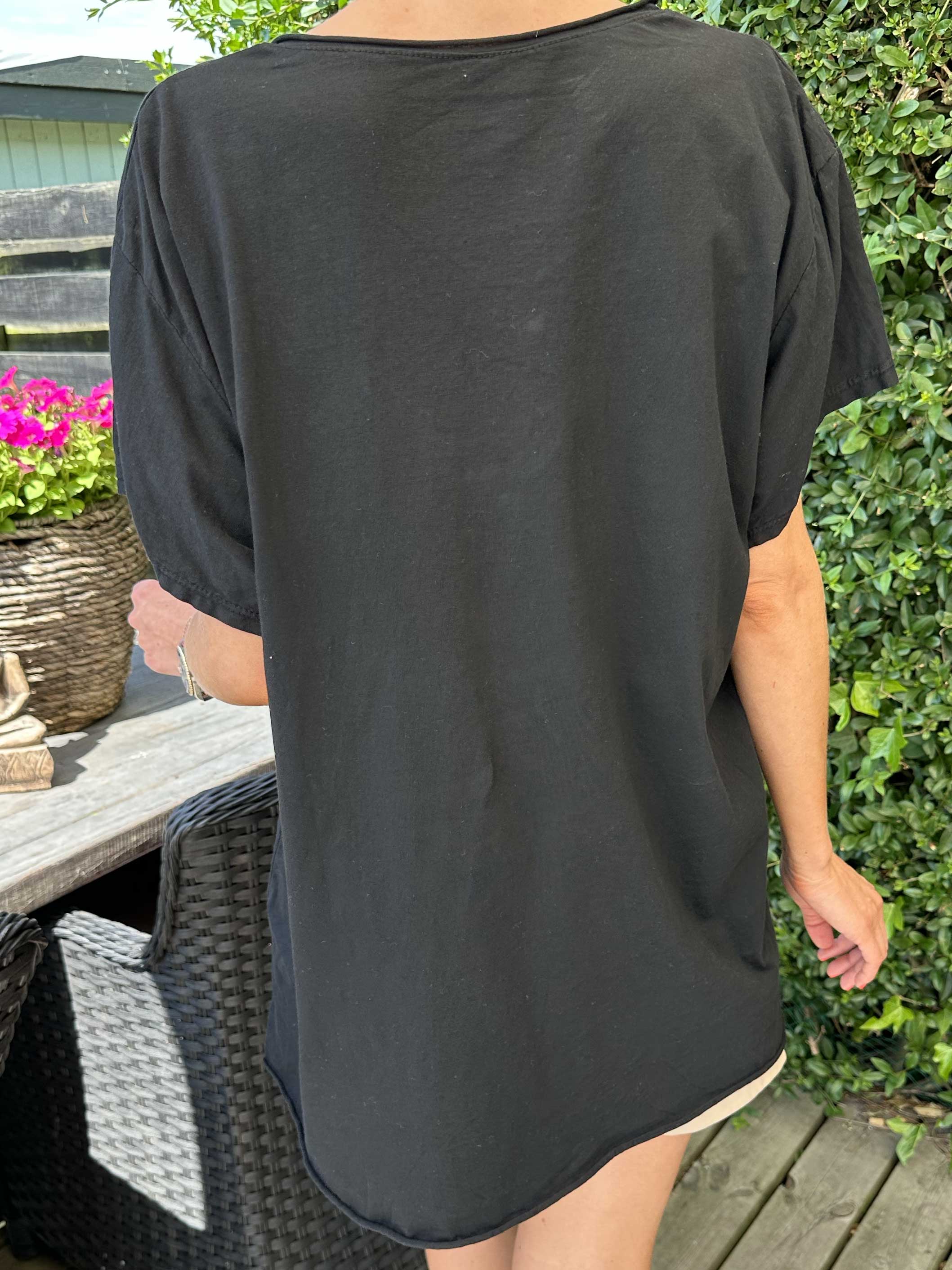 Alison - T-shirt i bomuld med v-udskæring