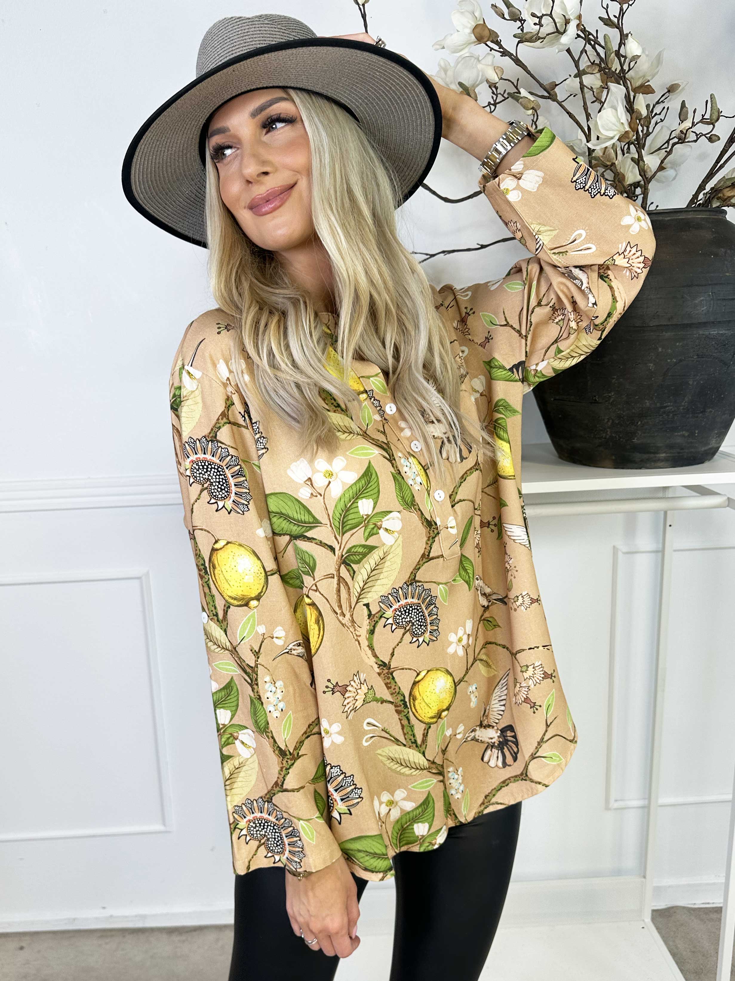 Almira - Sød skjorte i hør og bomuld med fuglemotiver