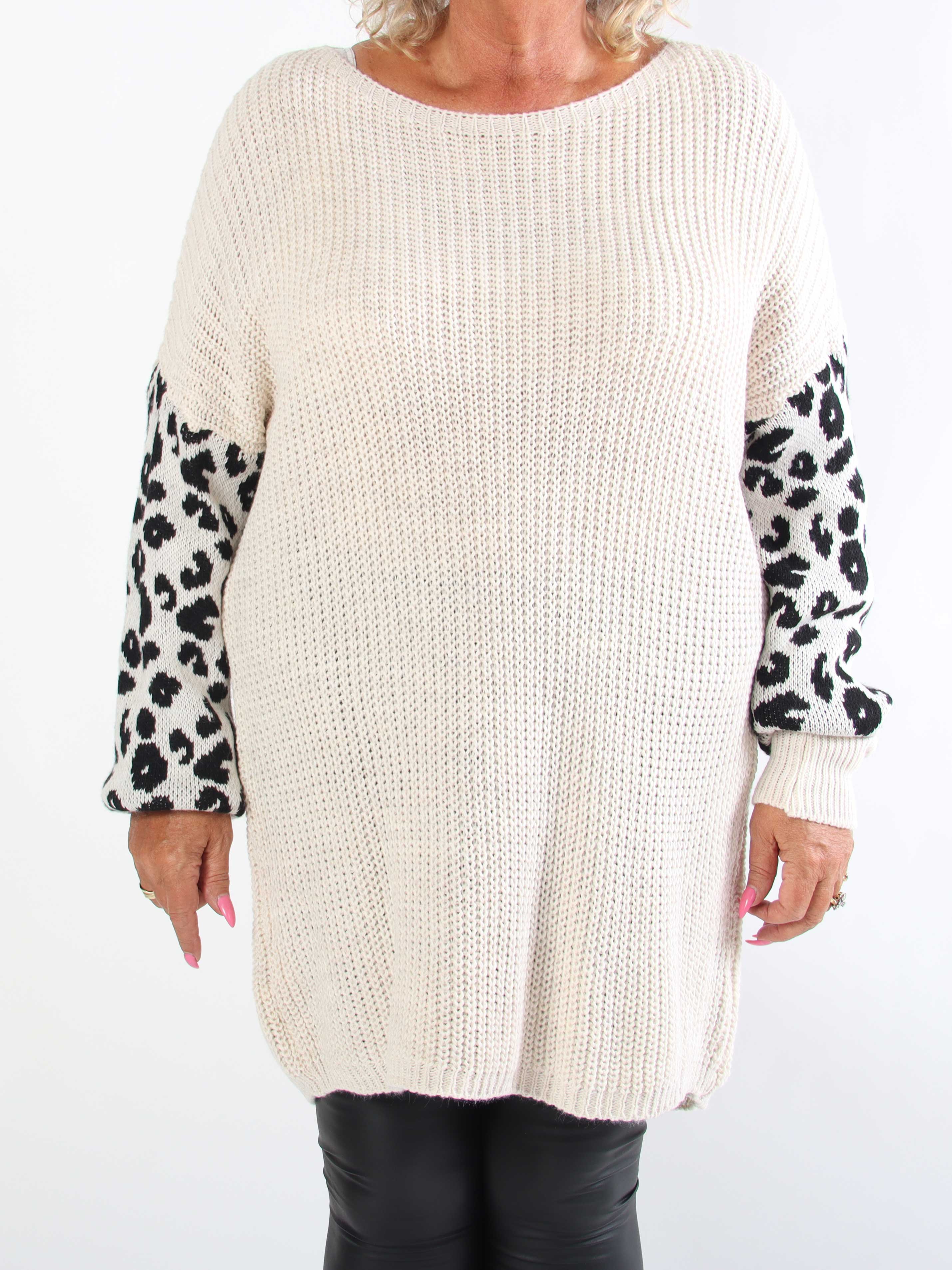 Alvas - Sød plus size strik med fine ærmer i et trendy leopardprint