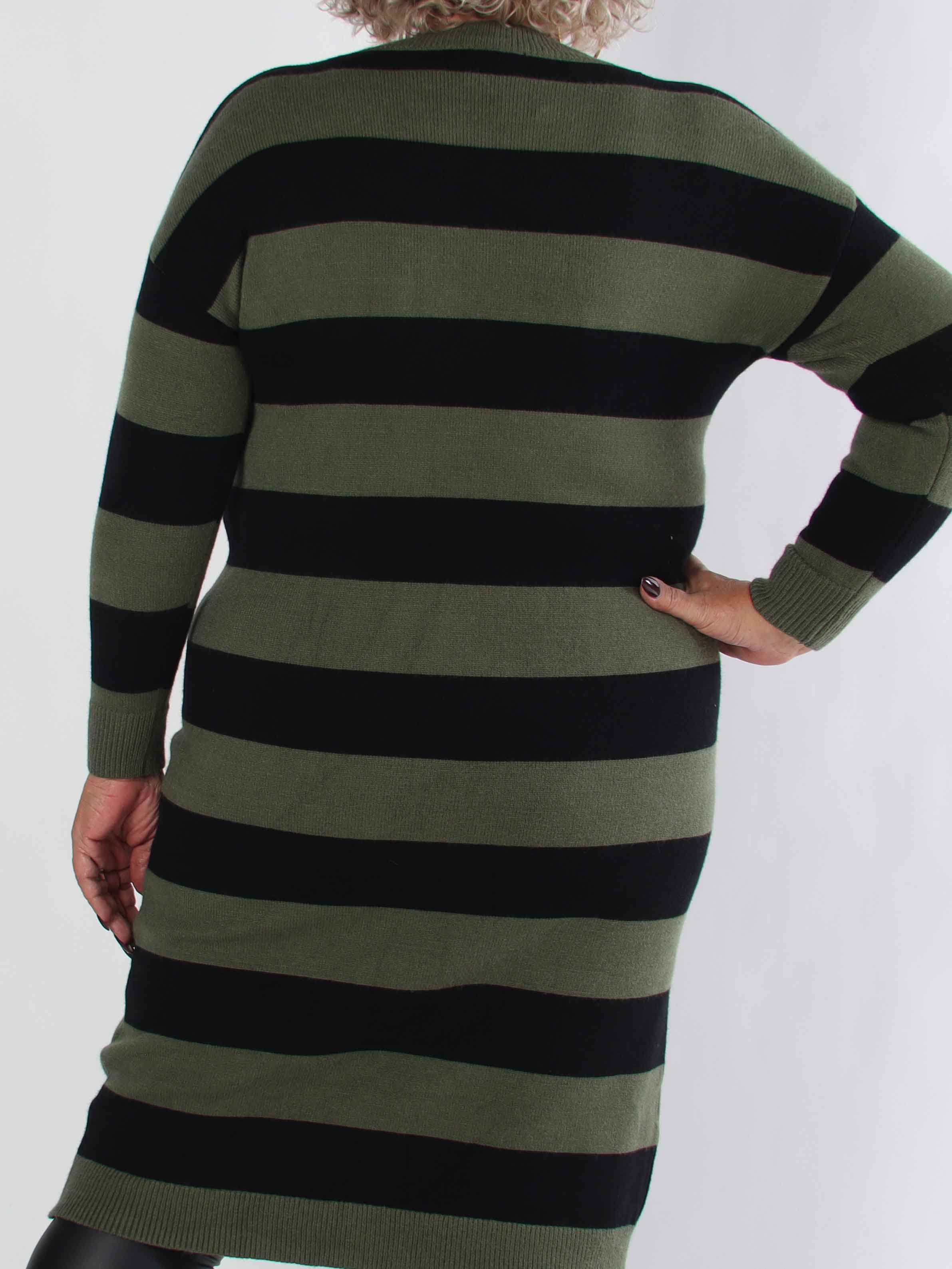 Alvilda - Lang blød plus size strikkjole med striber