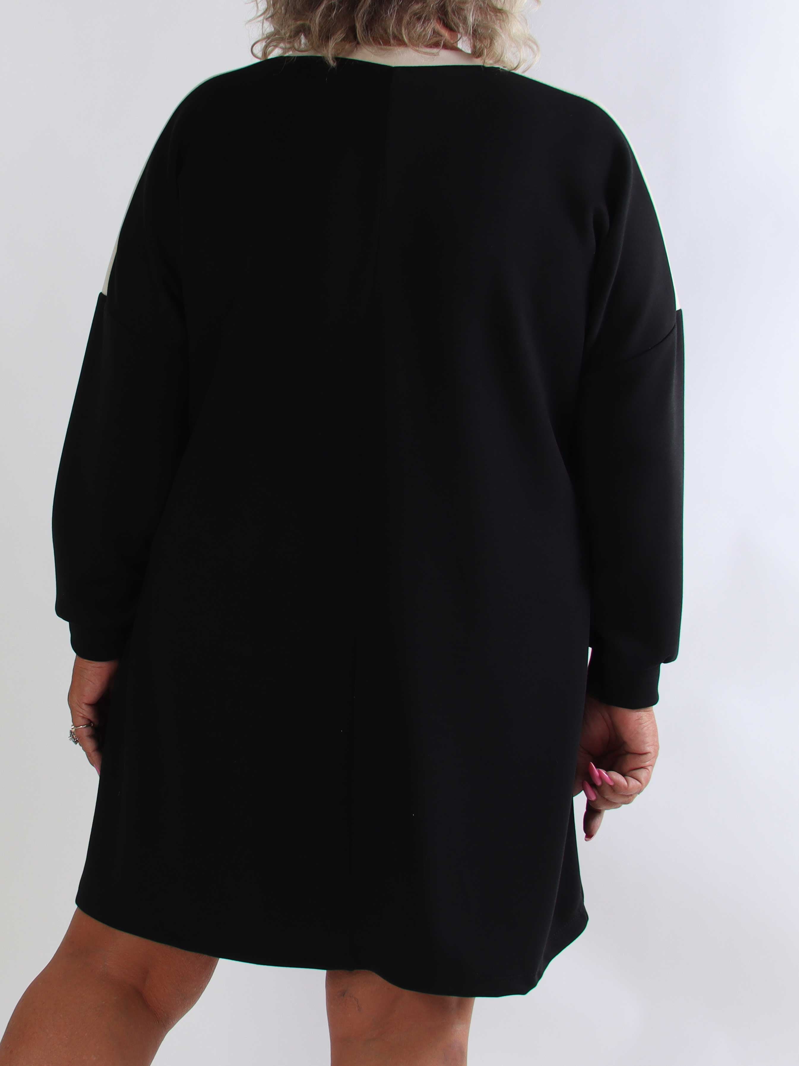 Amanda - Sporty plus size joggingkjole i en blød viskoseblanding