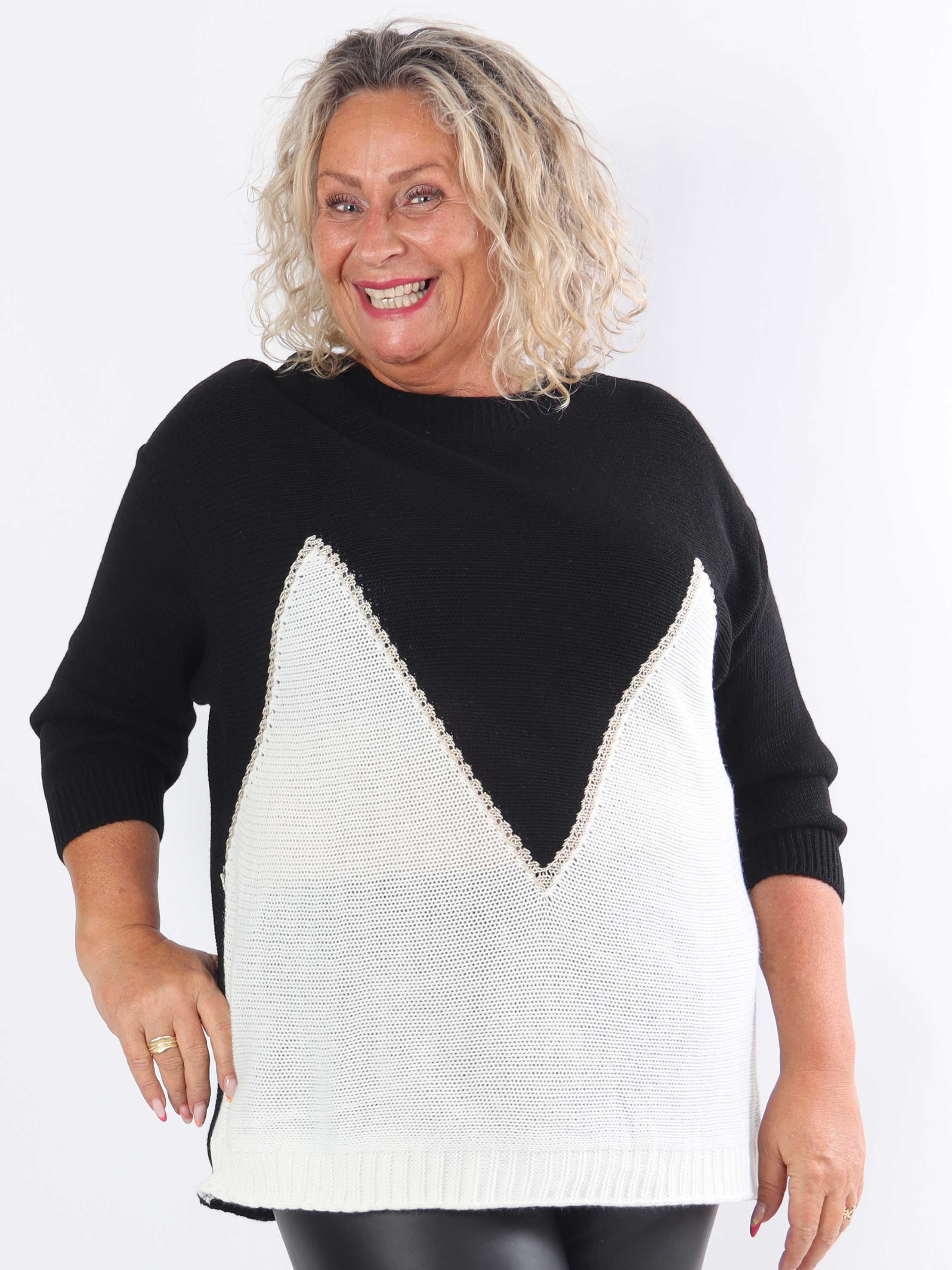 Amara Short - Tofarvet plus size strikbluse med gulddetaljer