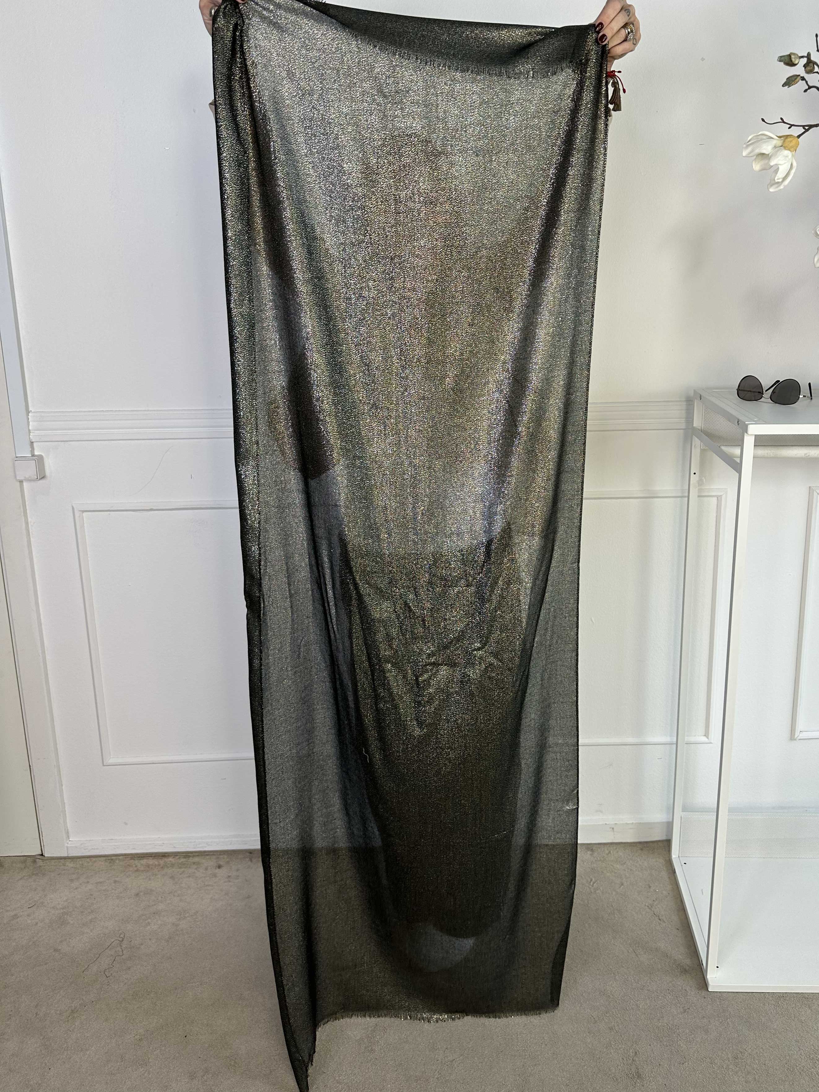 Emelia - Let tørklæde med glimmertråde