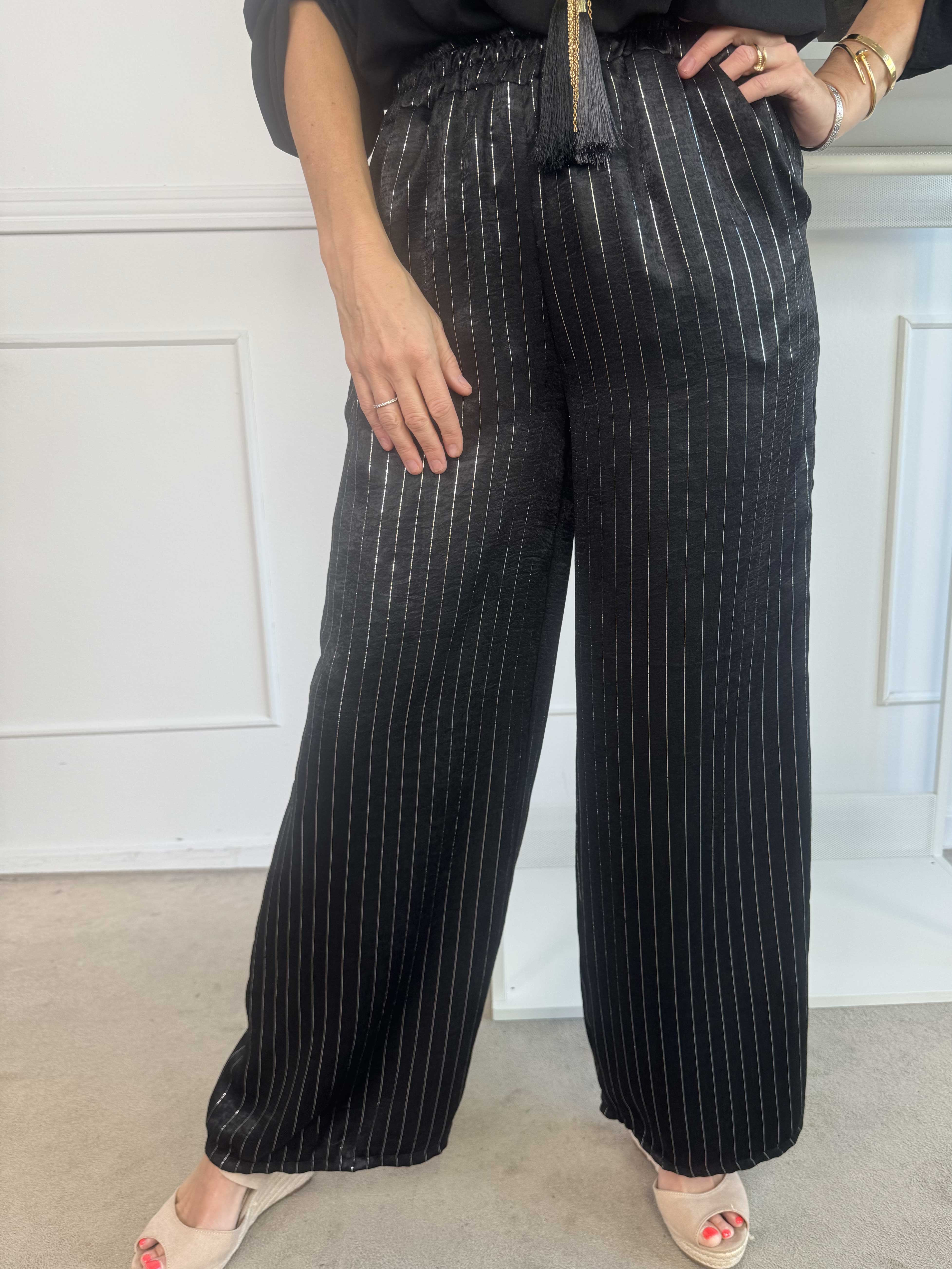 Amora - Bløde bukser med stribet glimmertråde og elastikkant