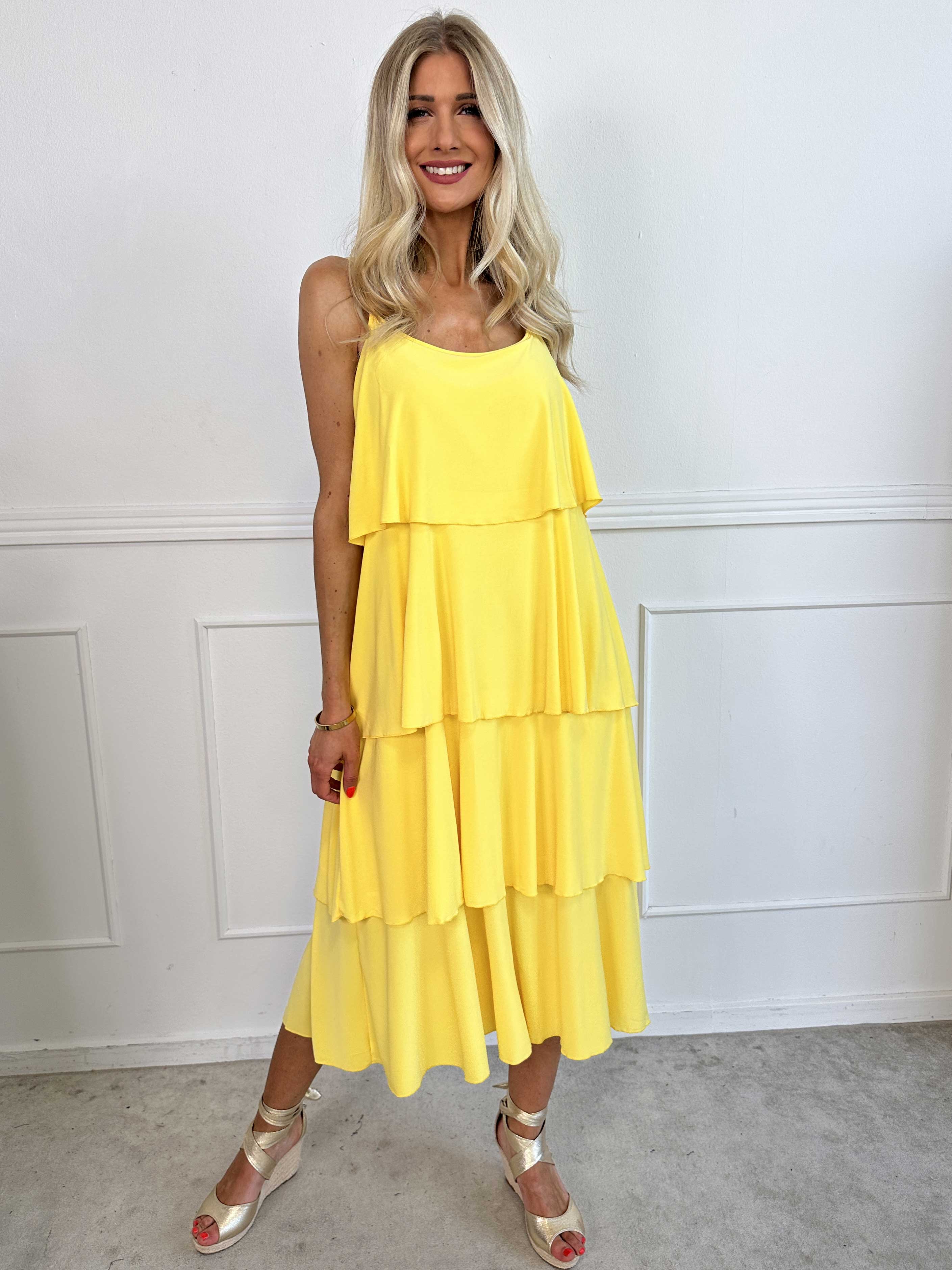 Anastasia - Elastisk stropkjole med flæser