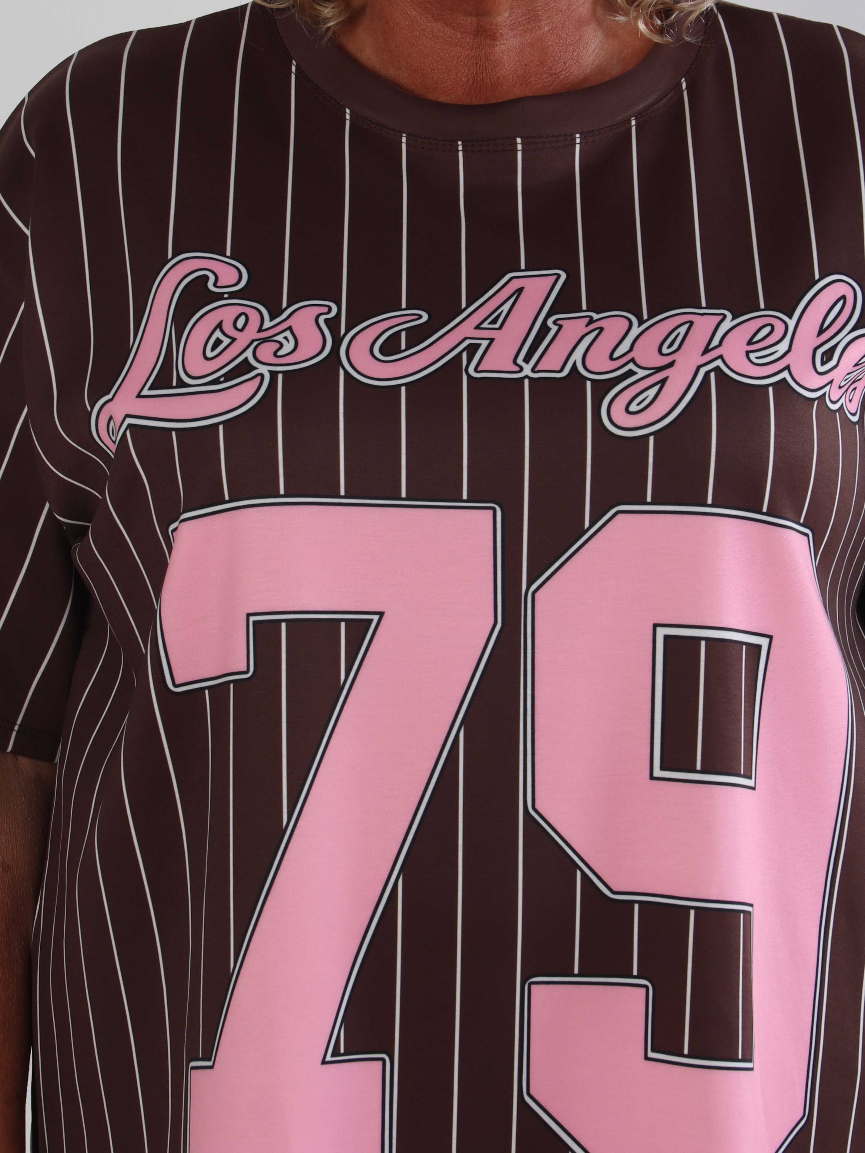 Andrea - Plus size t-shirtkjole viskoseblanding med sporty baseball-inspireret design
