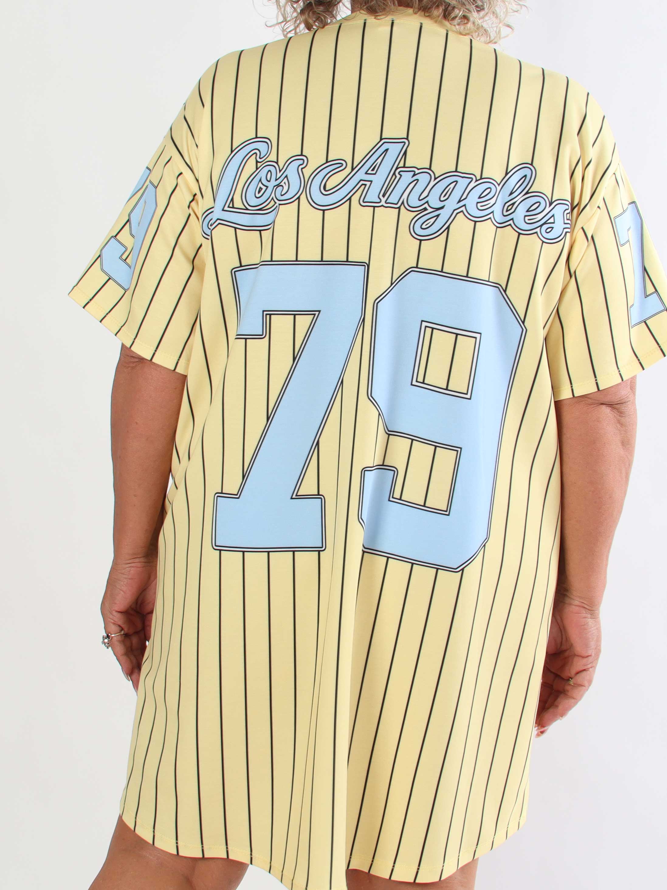 Andrea - Plus size t-shirtkjole viskoseblanding med sporty baseball-inspireret design