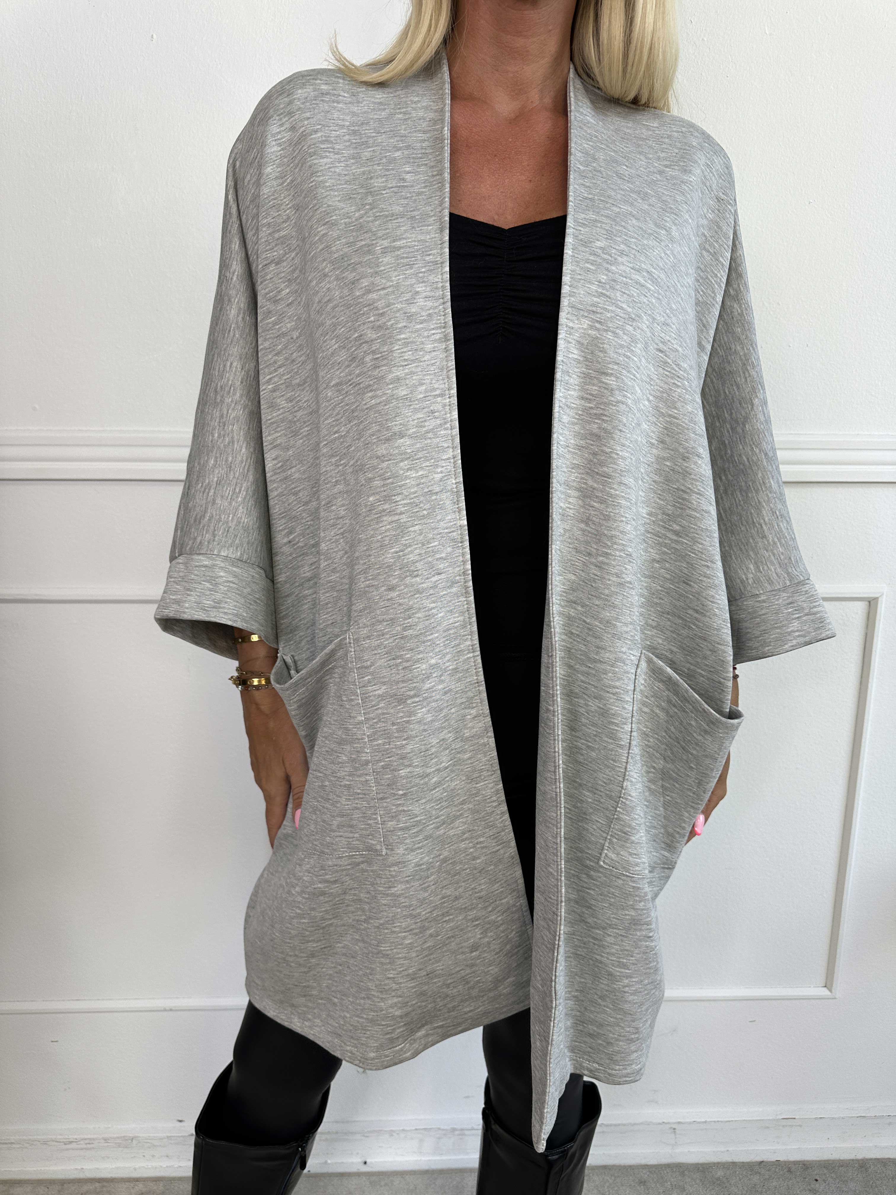 Annah Cardigan - Oversized blød cardigan med lommer