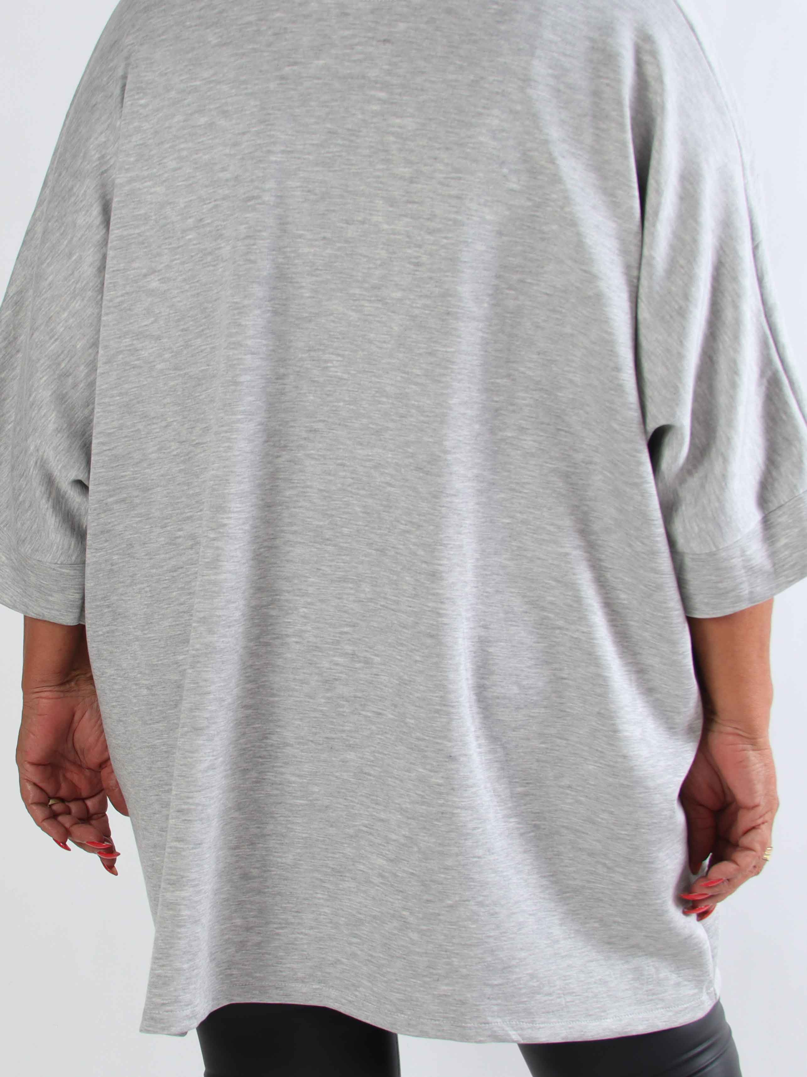 Annah Cardigan - Plus size blød cardigan med tydelige syninger og lommer