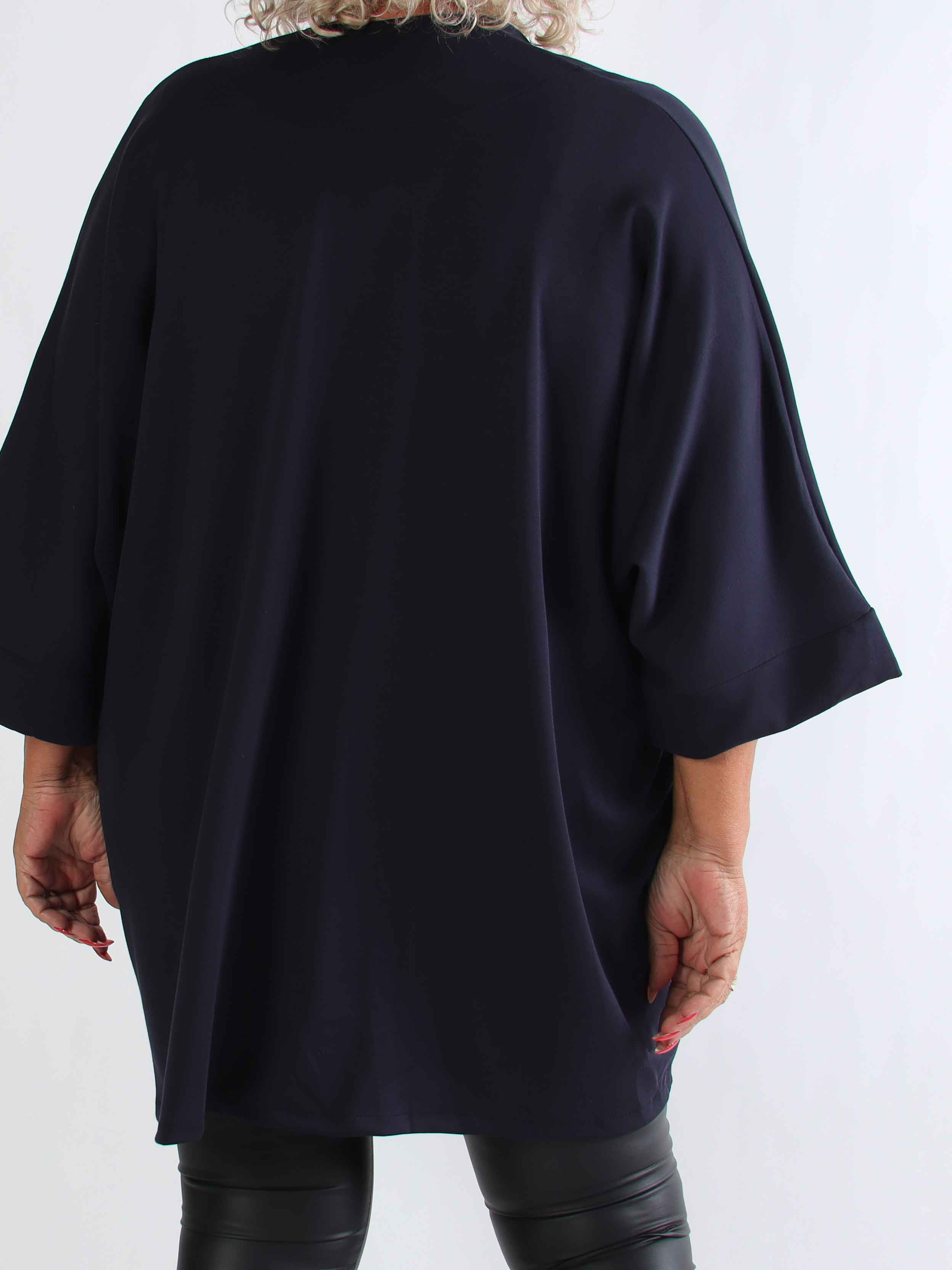 Annah Cardigan - Plus size blød cardigan med tydelige syninger og lommer