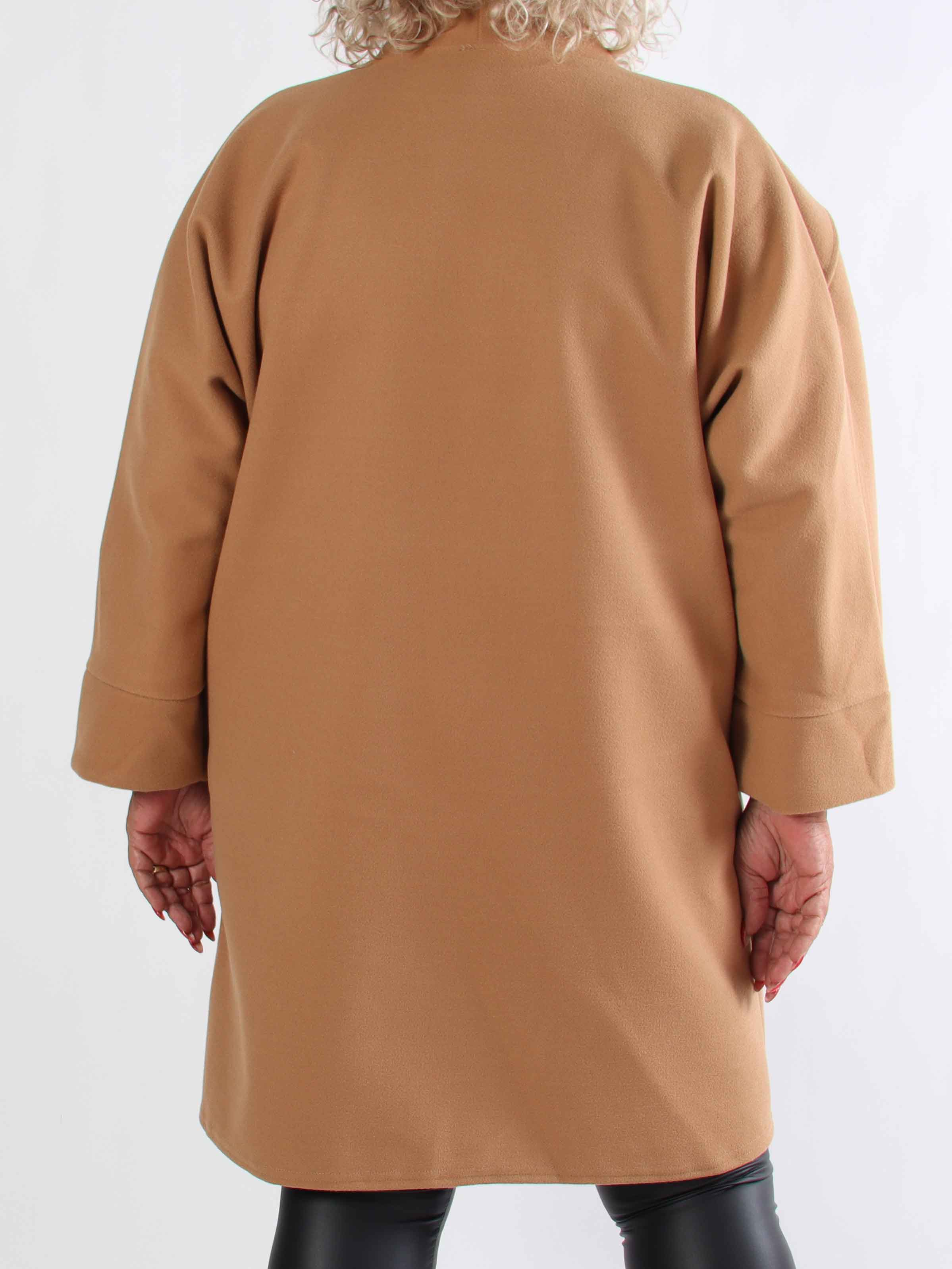 Annah Midi - Plus size frakke med tydelige syninger og lommer