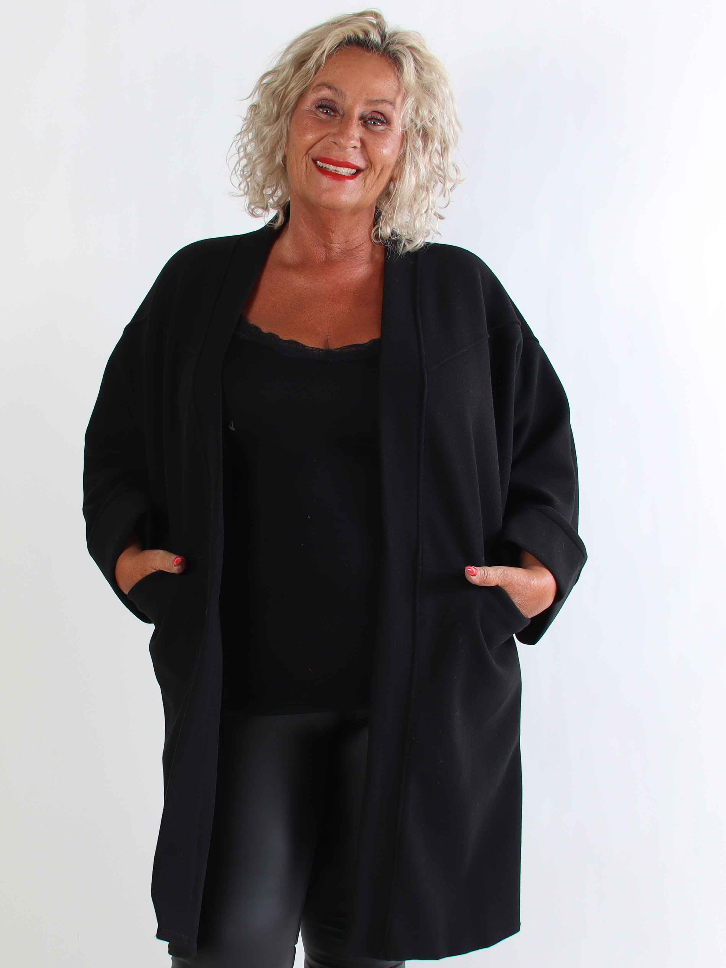 Annah Midi - Plus size frakke med tydelige syninger og lommer