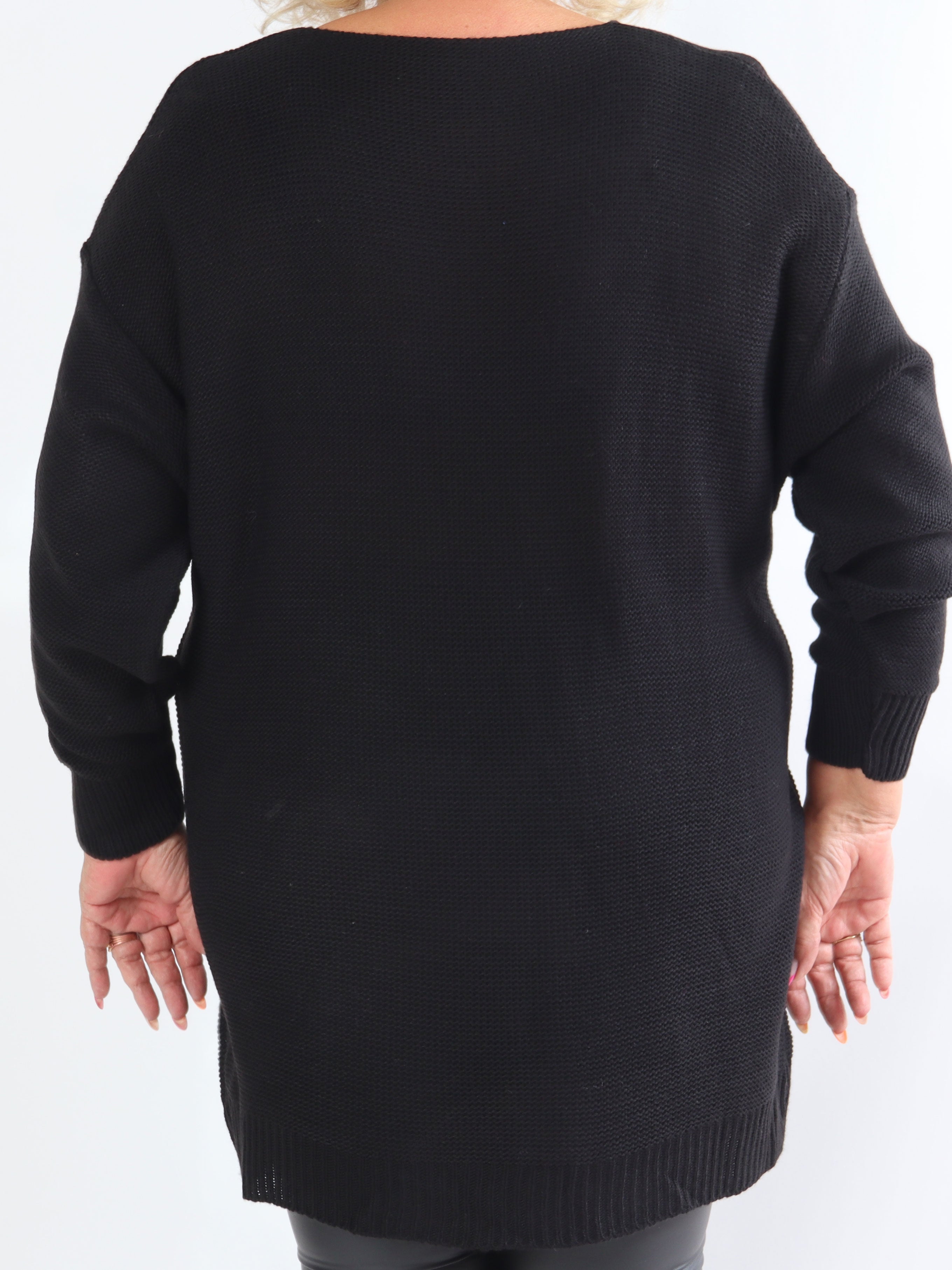 Annalise - Plus size strikkjole med hjerte foran