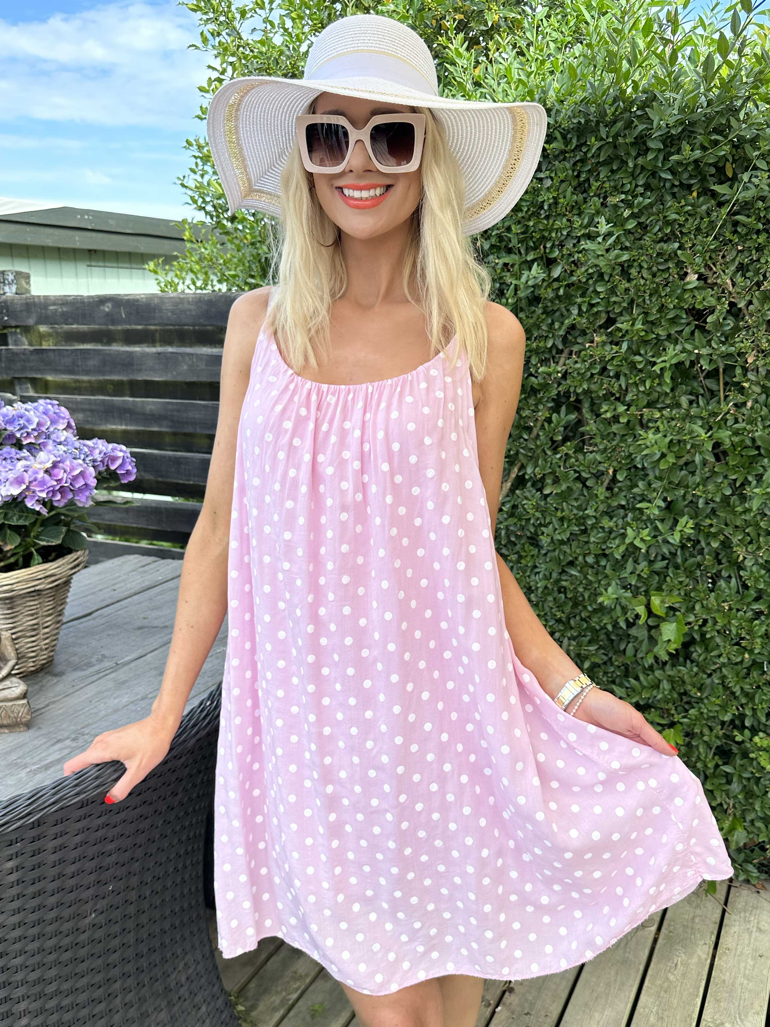 Annie Dot - Prikket kjole i viskose med flettet stropper