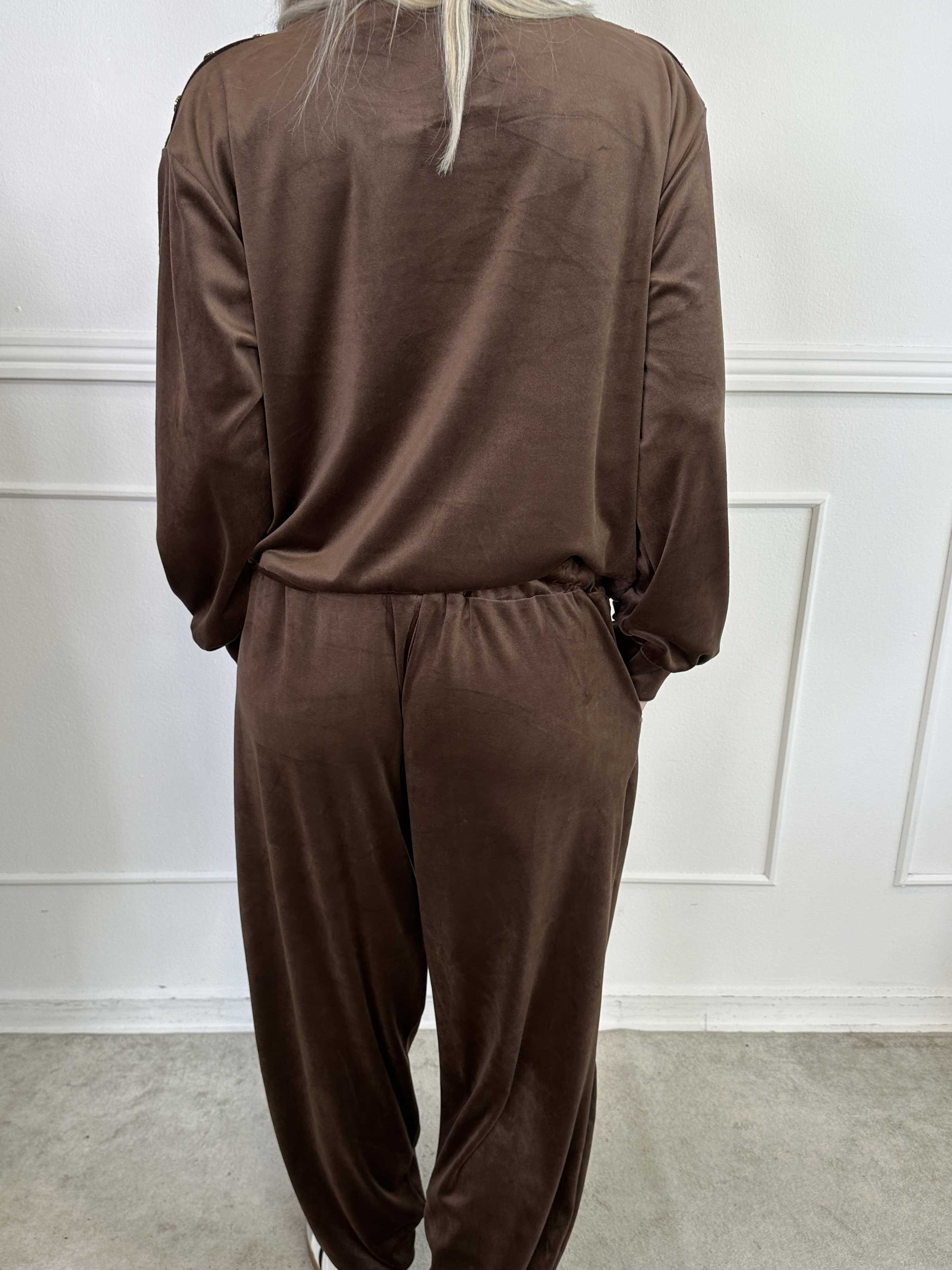 Arina - Blødt velour joggingsæt med guld knapper