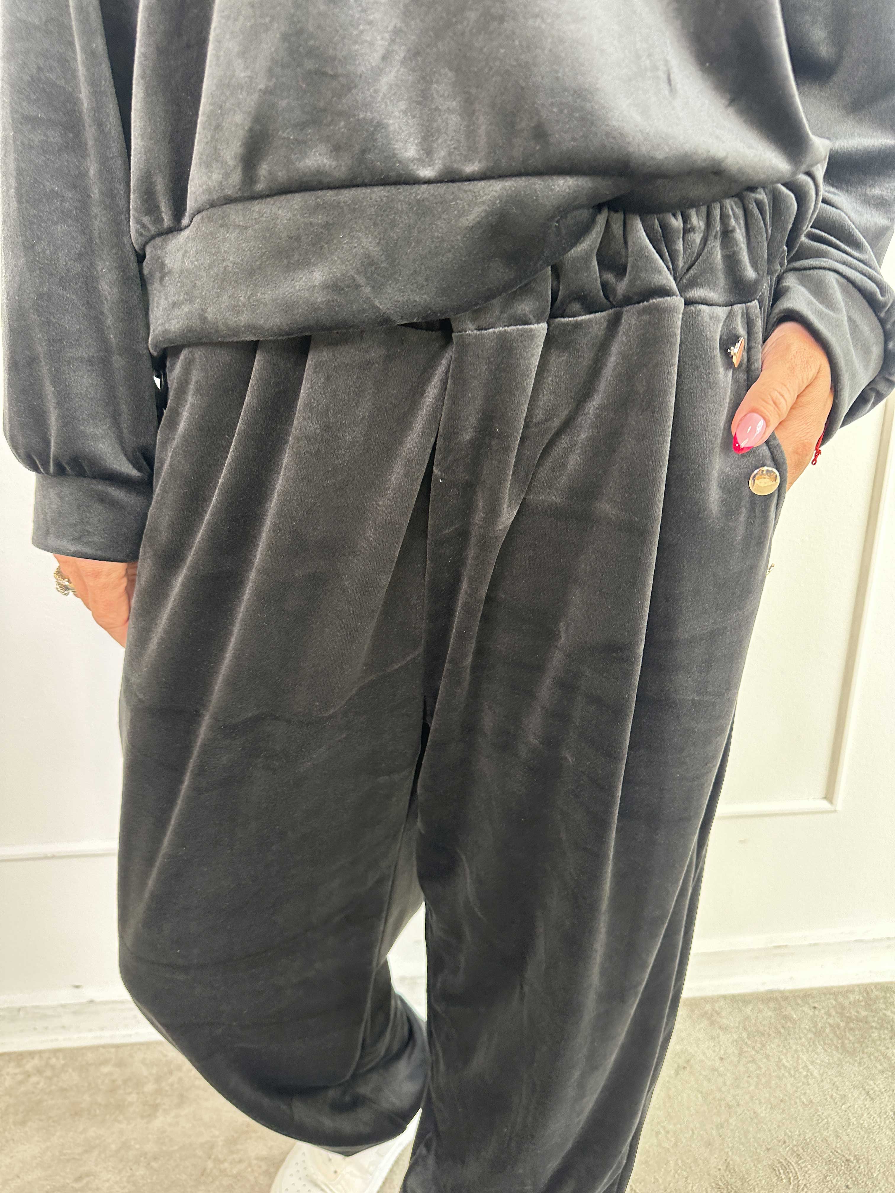 Arina - Blødt velour joggingsæt med guld knapper