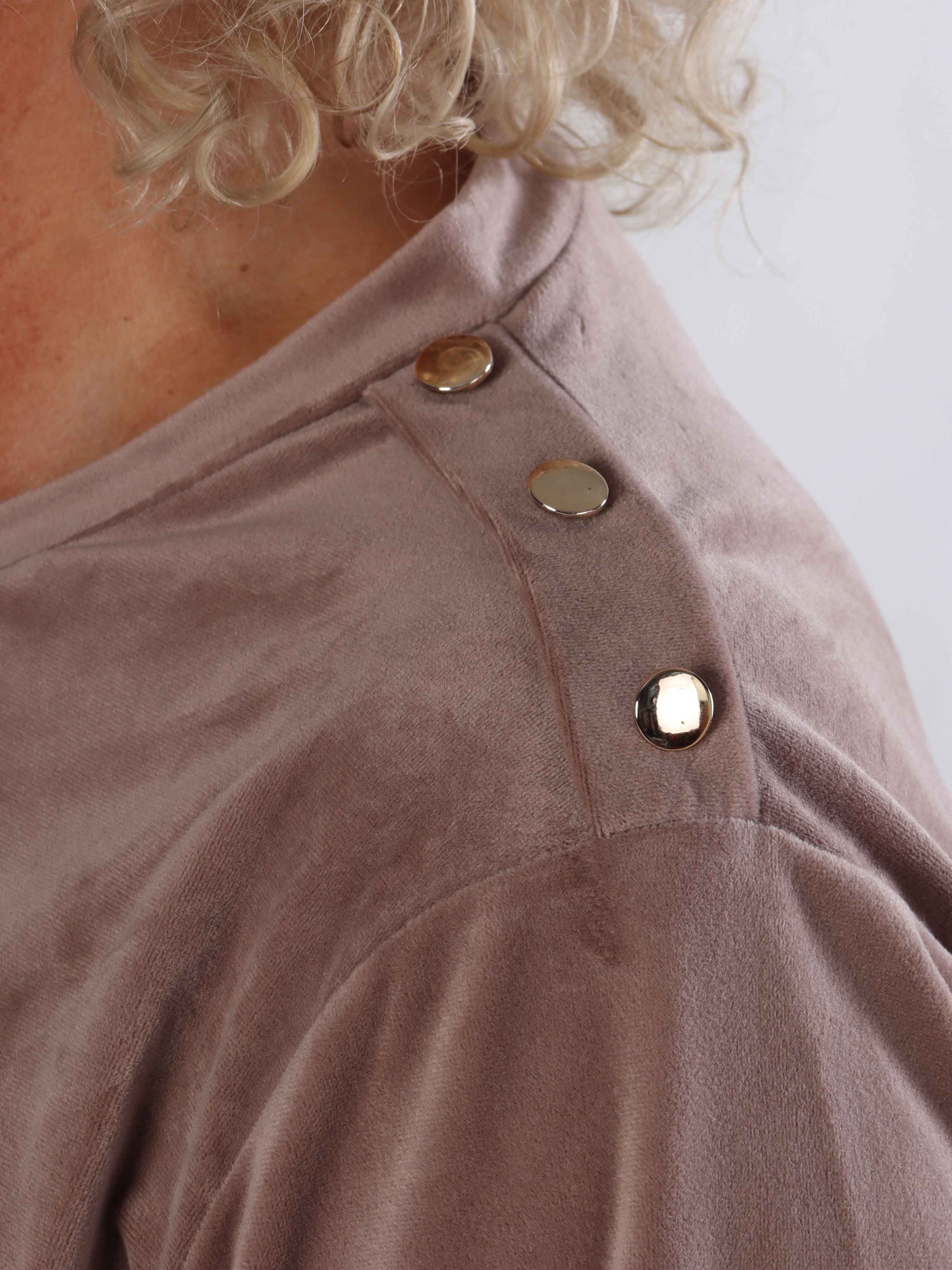 Arina - Blødt velour plus size joggingsæt med guld knapper