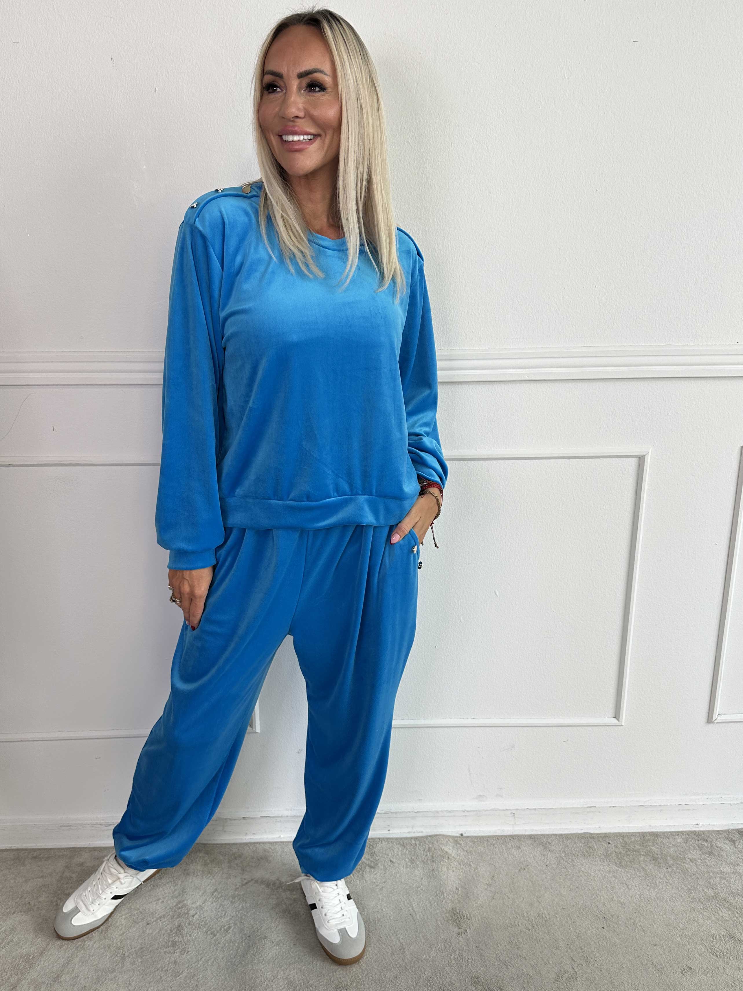 Arina - Blødt velour joggingsæt med guld knapper