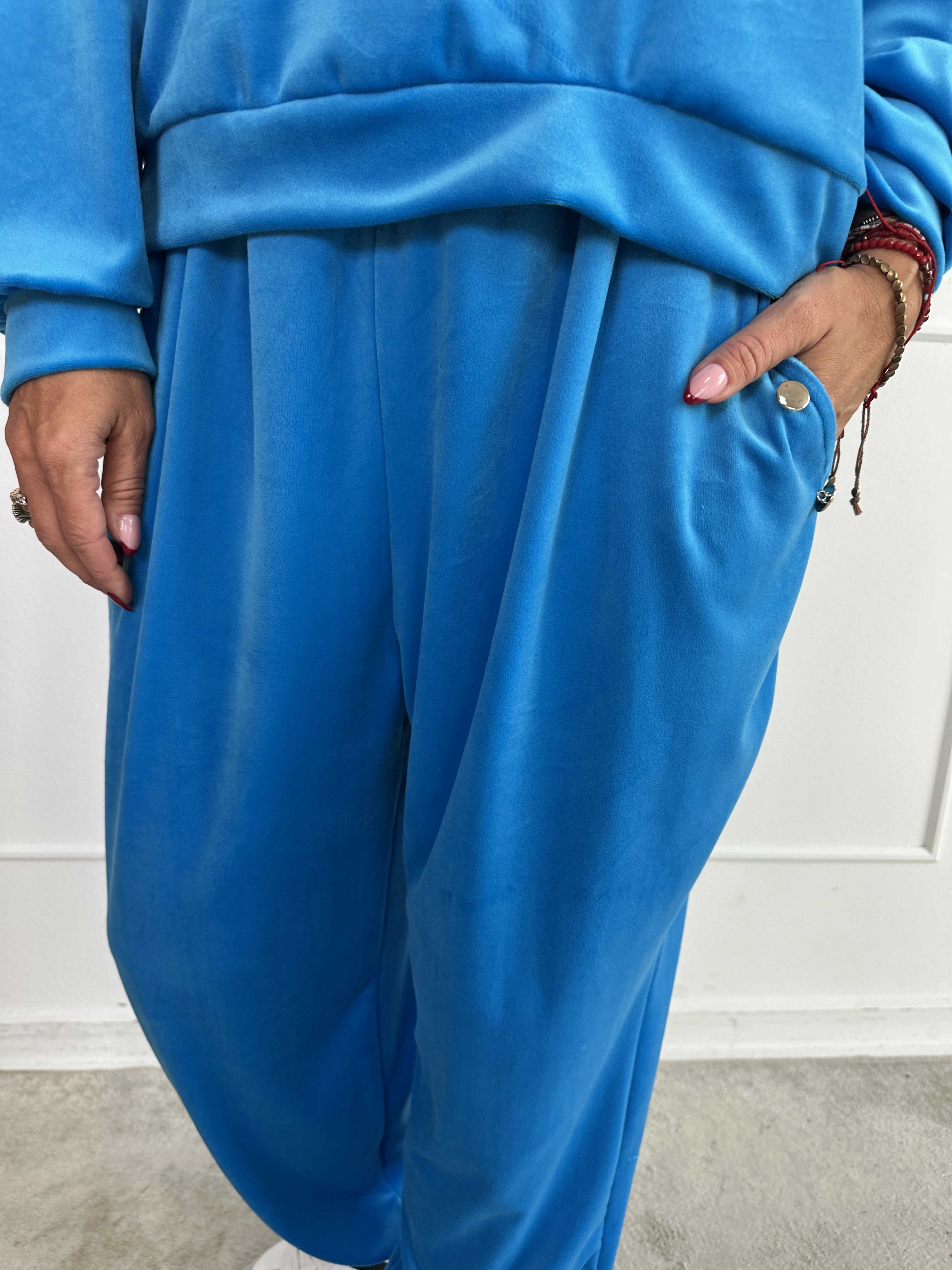 Arina - Blødt velour joggingsæt med guld knapper