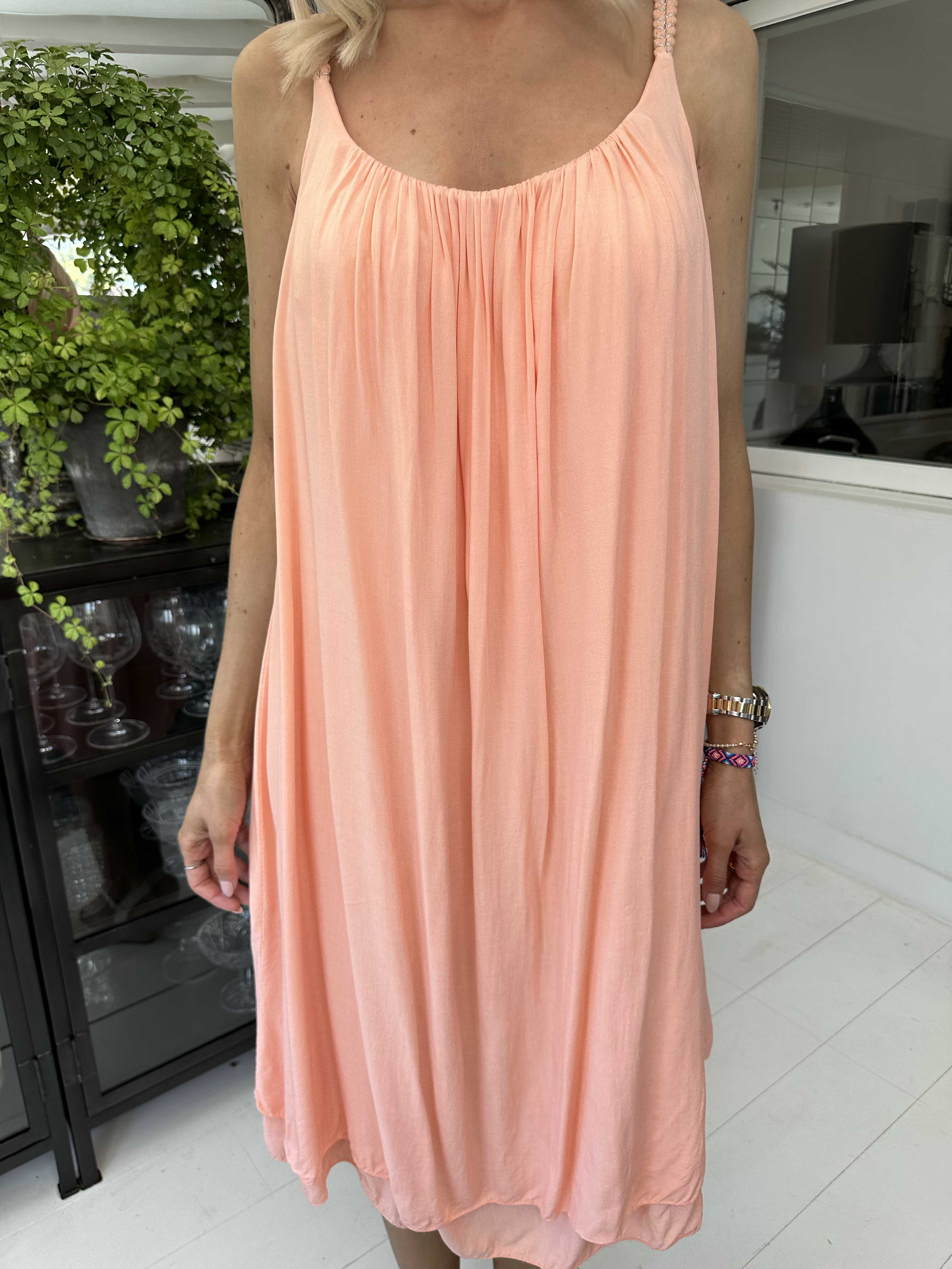 Asia Dress - Sød plain kjole i viskose med flettet stropper