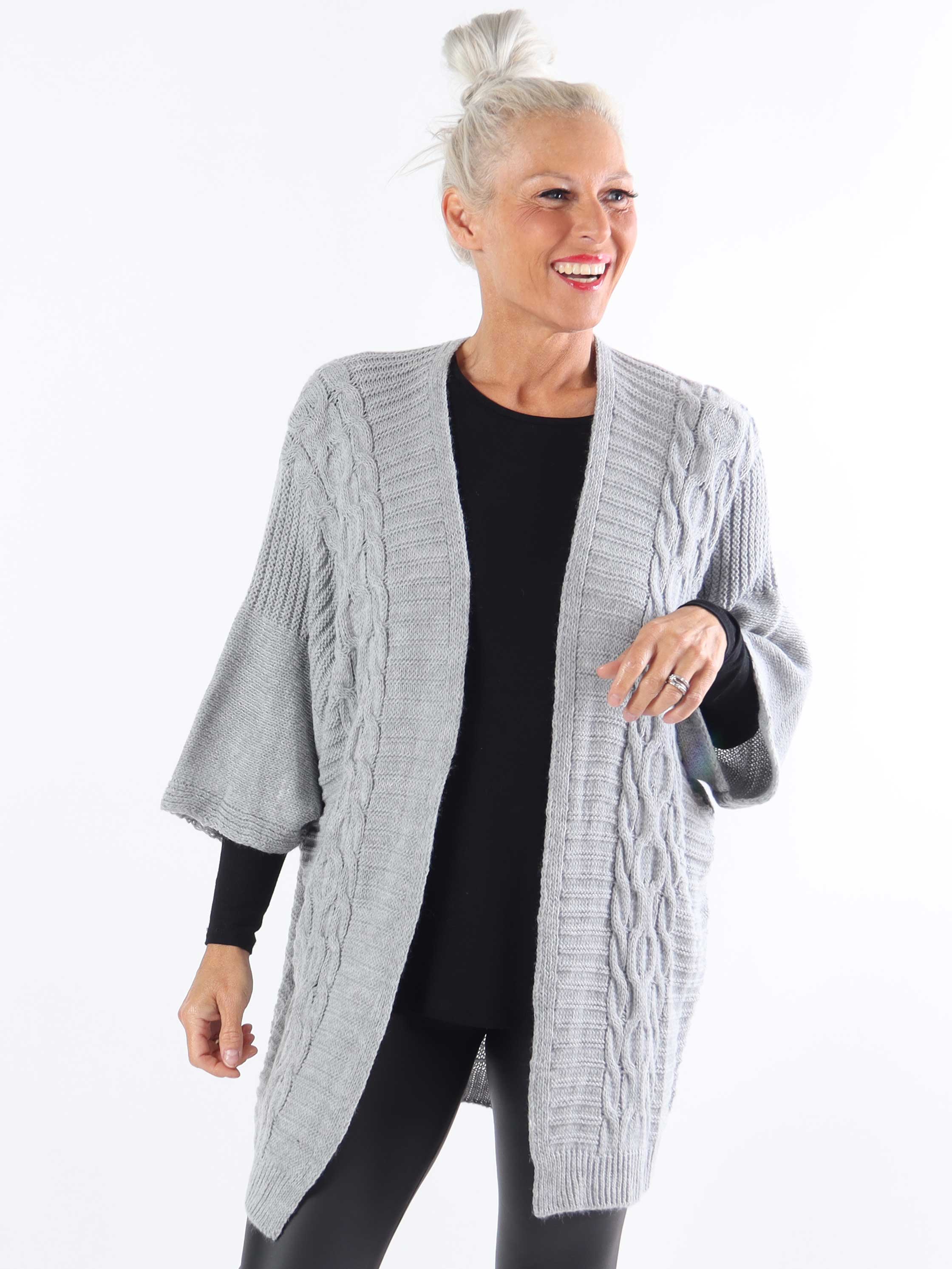 Avalon - Plus size strikcardigan med korteærmer