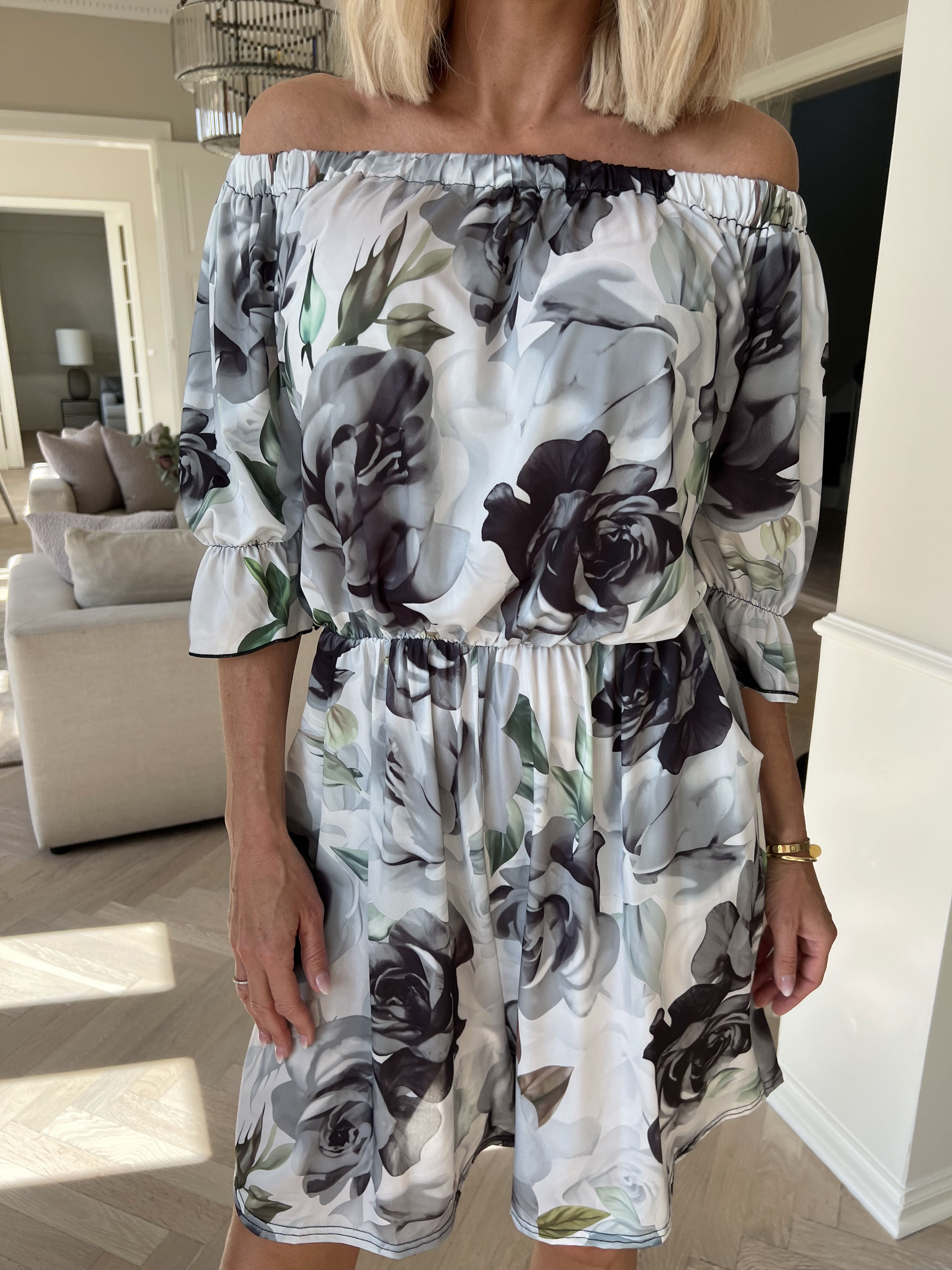 Ayla Playsuit - Elastisk blomstret buksedragt