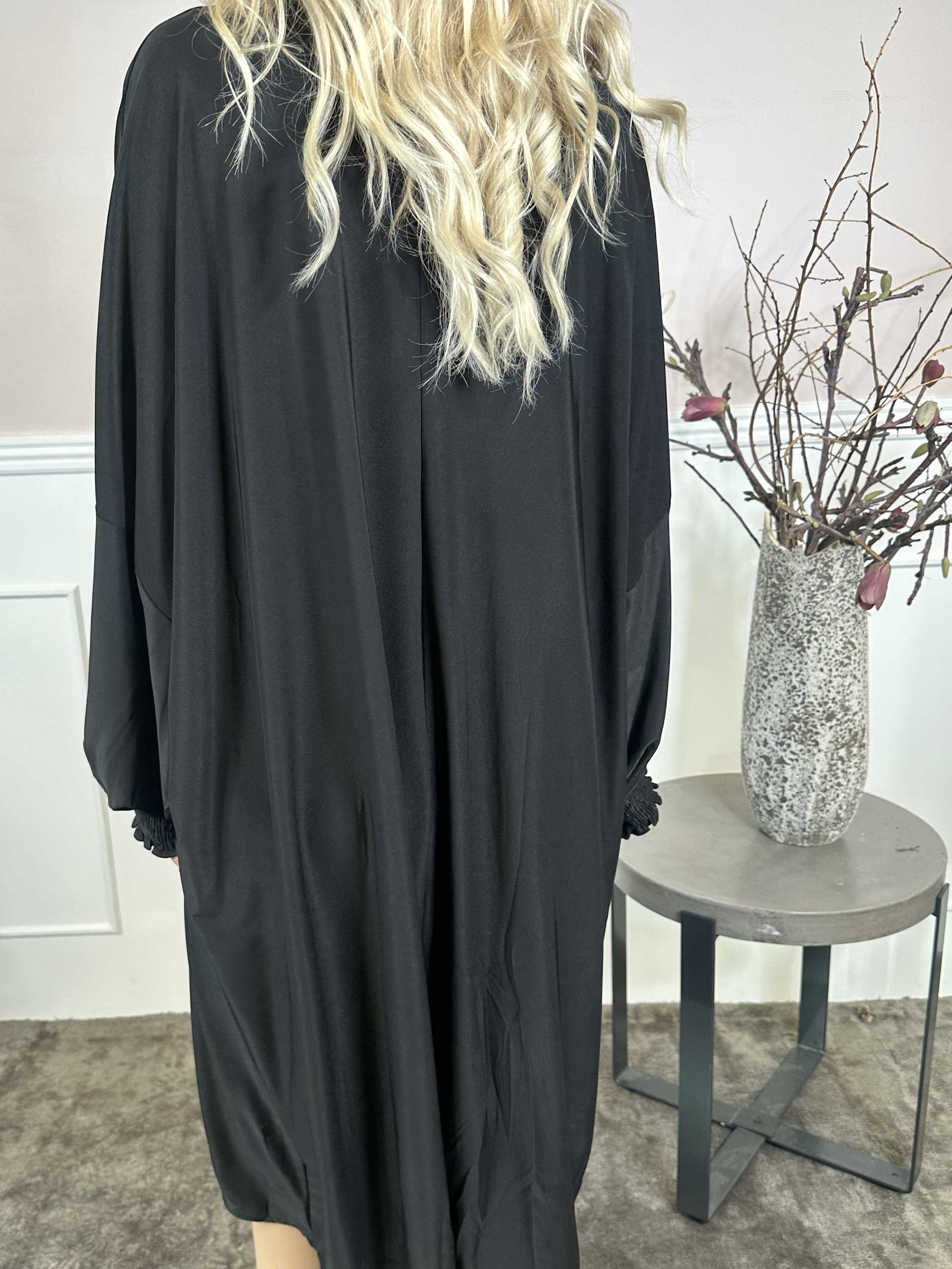 Azmina Plain L/S - Elastisk tunikakjole i loose fit