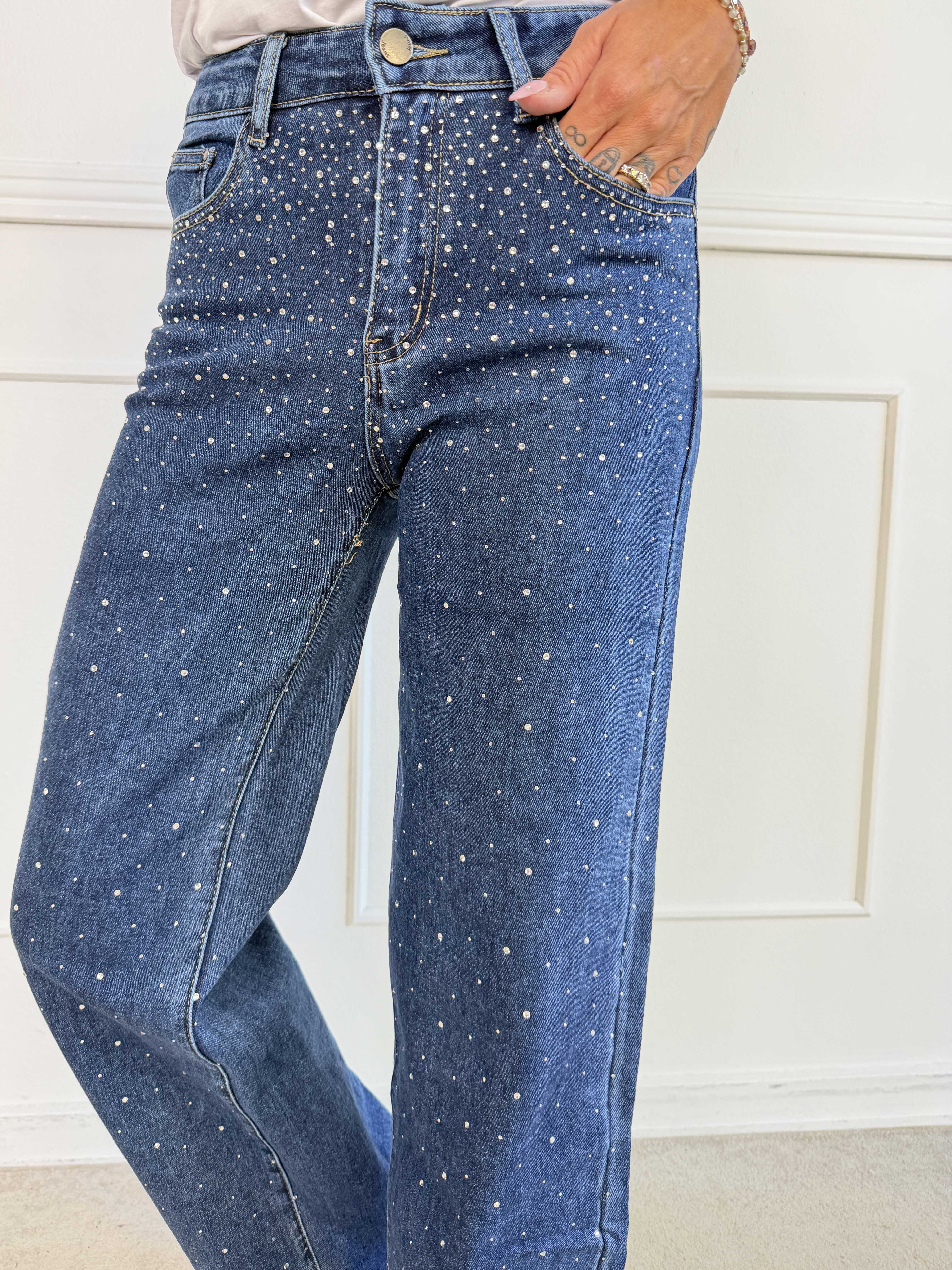Bari - Stilrene jeans med brede ben og fine detaljer med similisten