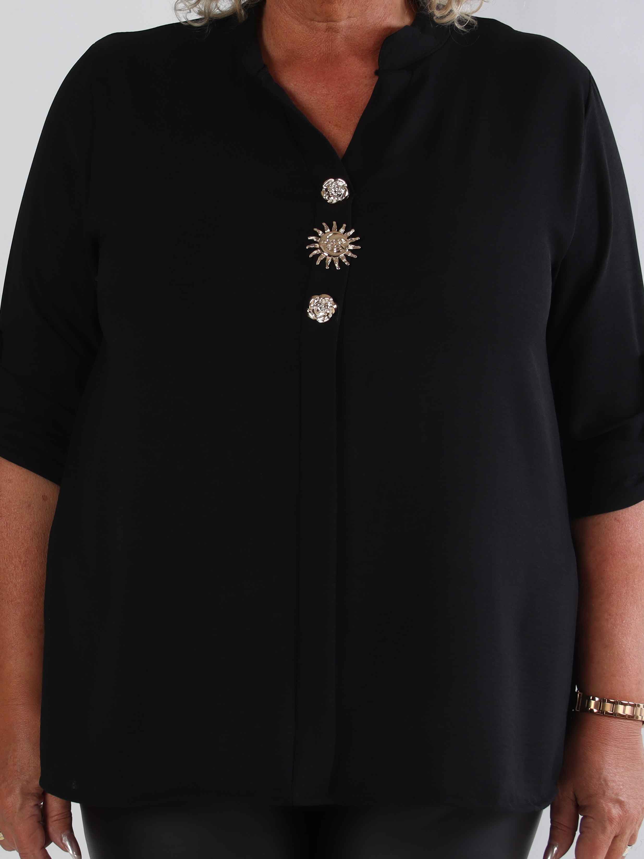 Bekka - Plus size skjorte i viskose med guld knapper og broche
