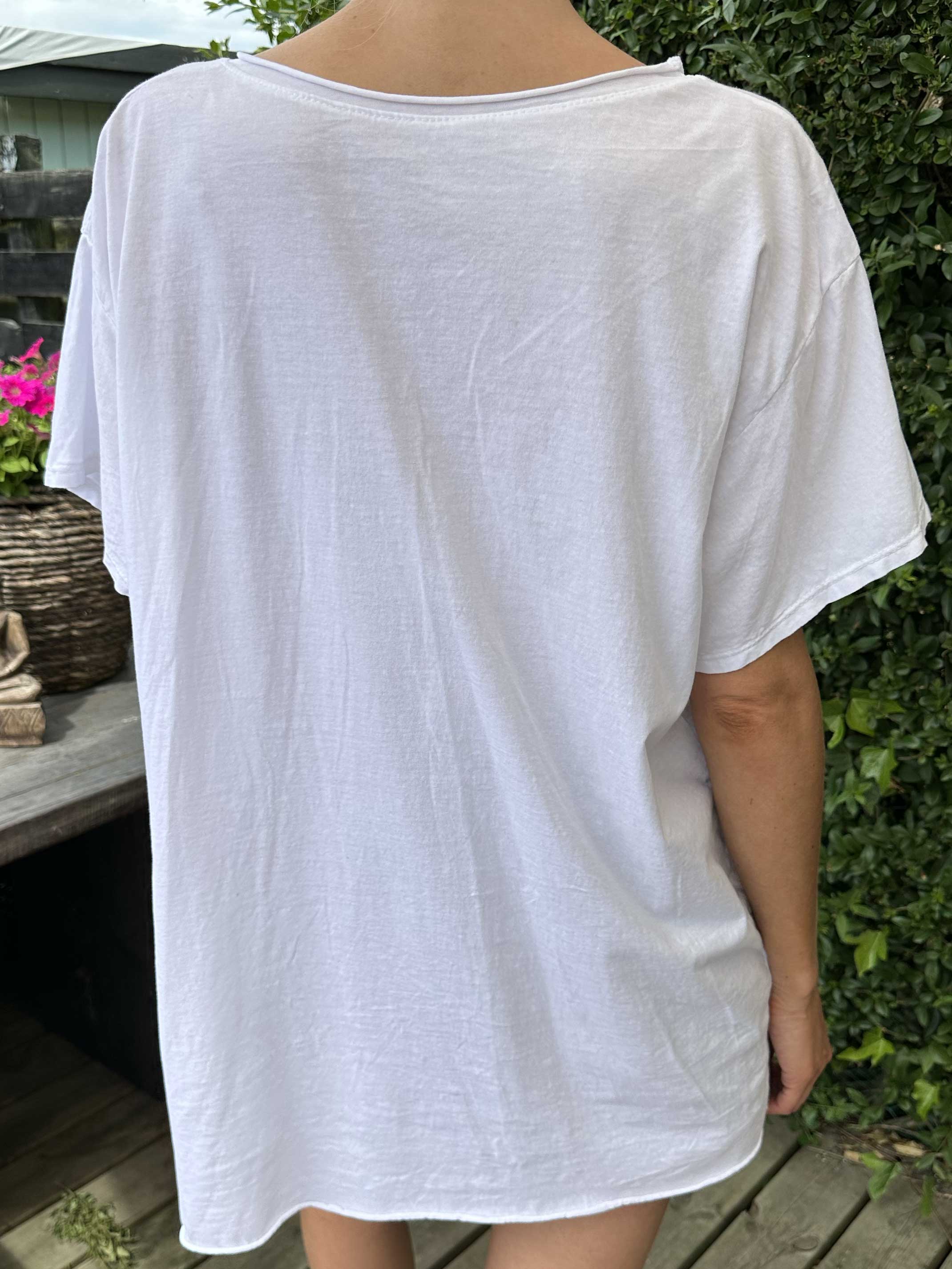 Bella - T-shirt med guld tekst foran