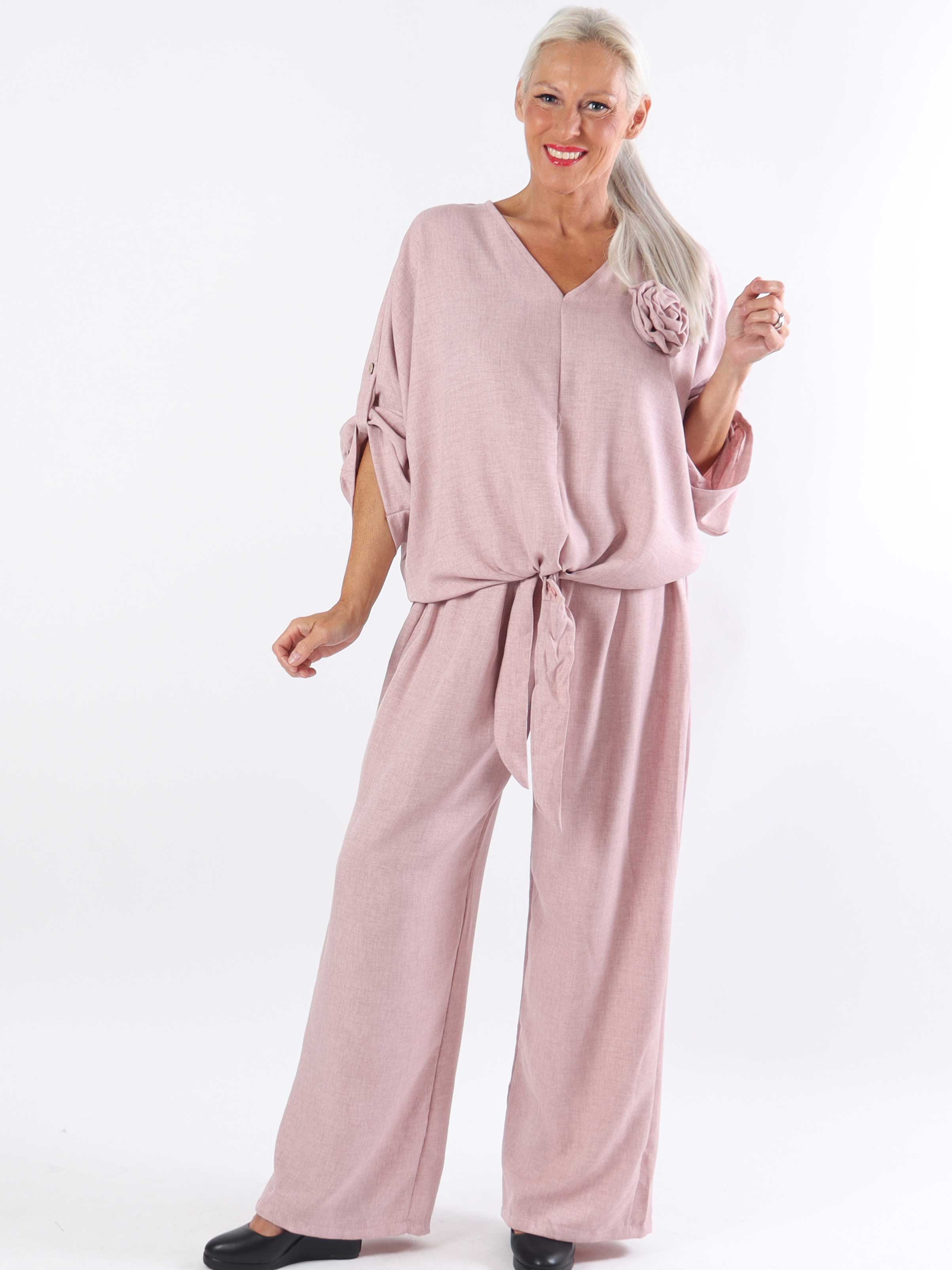 Bella - Sød plus size tunika med knude og aftagelig blomst